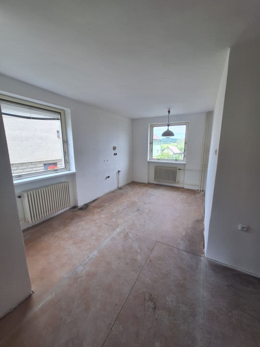 Prodej domu 400 m², pozemek 859 m², Loučka, Zlínský kraj Prodej domu 400 m², pozemek 859 m², Loučka, Zlínský kraj
