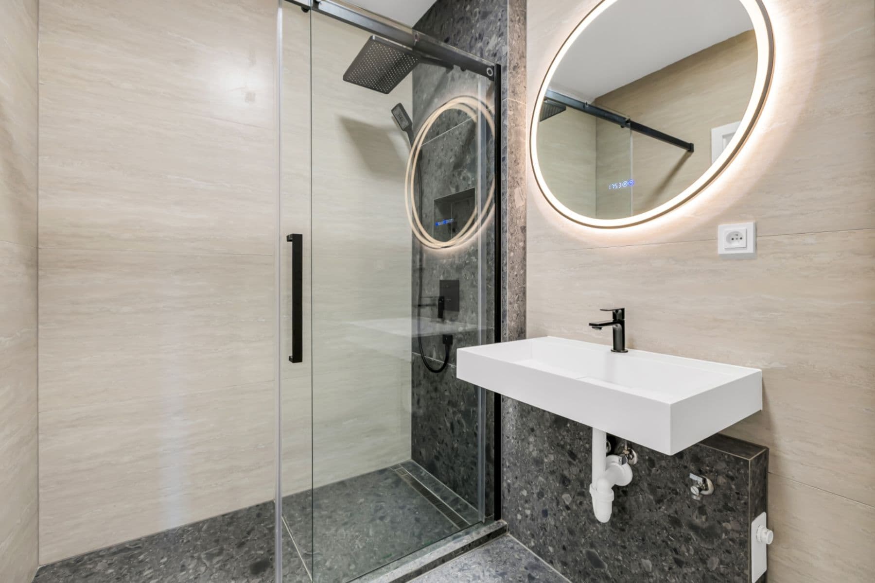 Prodej bytu 2+kk 65 m², Zlonická, Praha, Praha Prodej bytu 2+kk 65 m², Zlonická, Praha, Praha