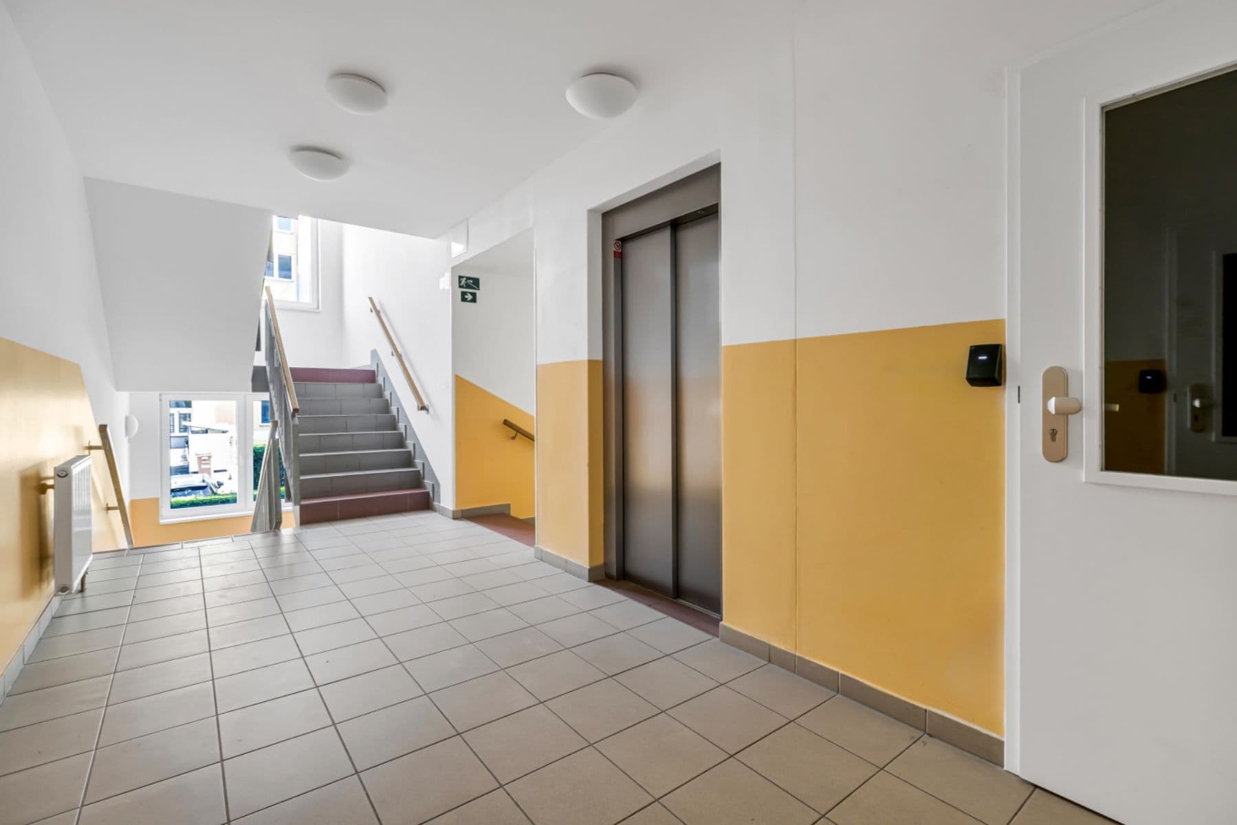 Prodej bytu 2+kk 65 m², Zlonická, Praha, Praha Prodej bytu 2+kk 65 m², Zlonická, Praha, Praha