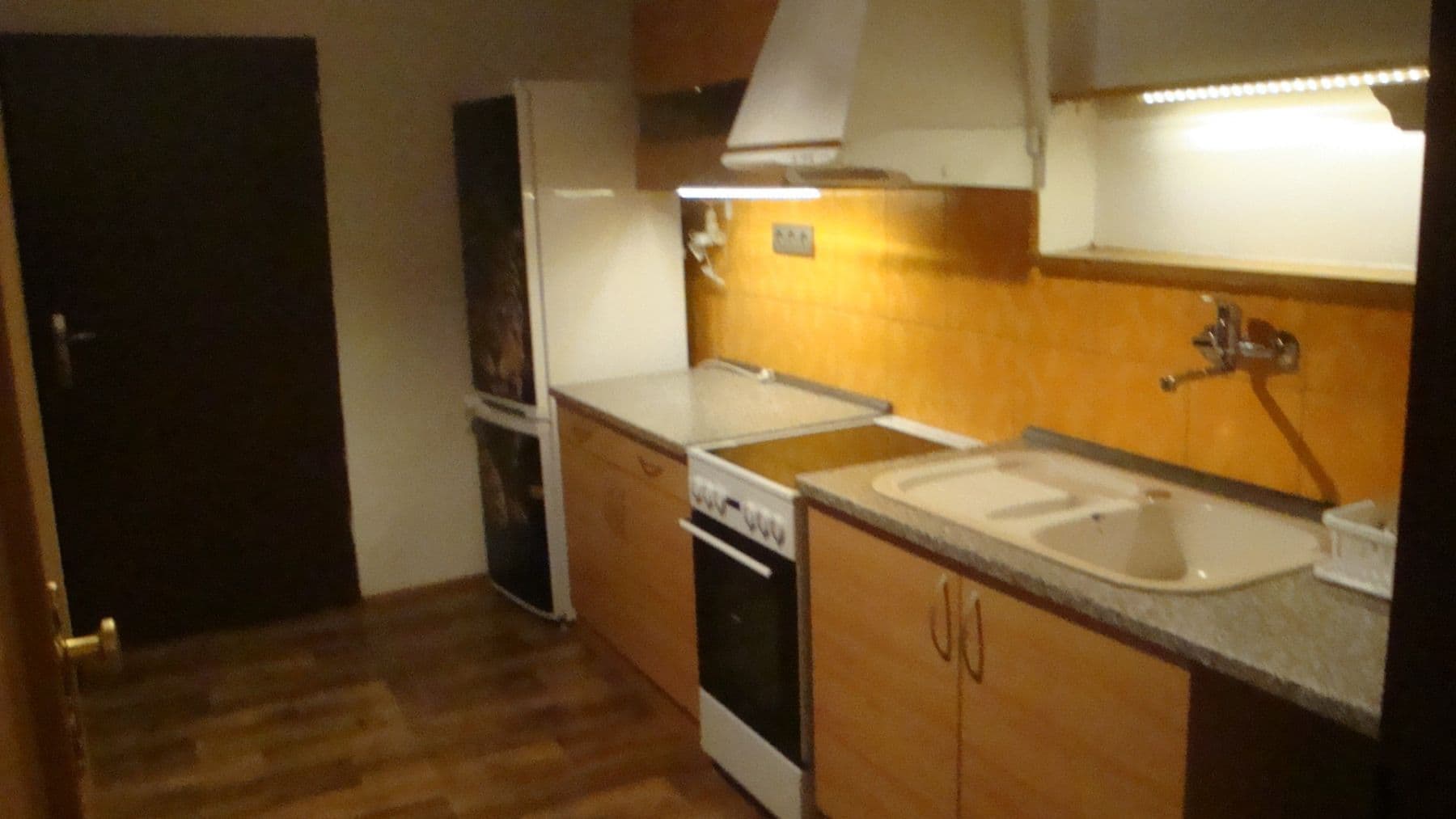 Pronájem bytu 1+1 40 m², Revoluční, Loket, Karlovarský kraj Pronájem bytu 1+1 40 m², Revoluční, Loket, Karlovarský kraj