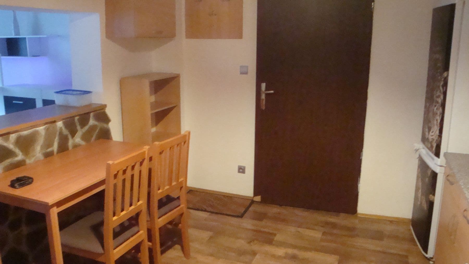 Pronájem bytu 1+1 40 m², Revoluční, Loket, Karlovarský kraj Pronájem bytu 1+1 40 m², Revoluční, Loket, Karlovarský kraj
