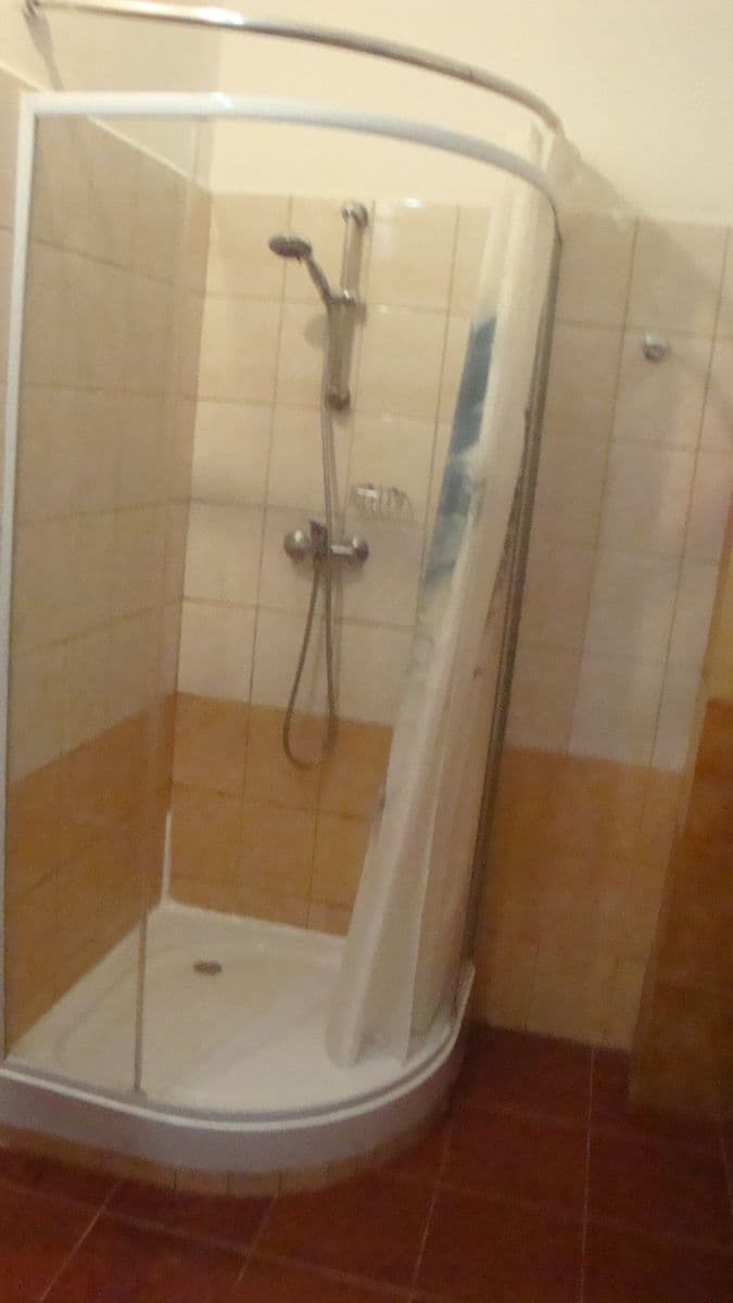 Pronájem bytu 1+1 40 m², Revoluční, Loket, Karlovarský kraj Pronájem bytu 1+1 40 m², Revoluční, Loket, Karlovarský kraj