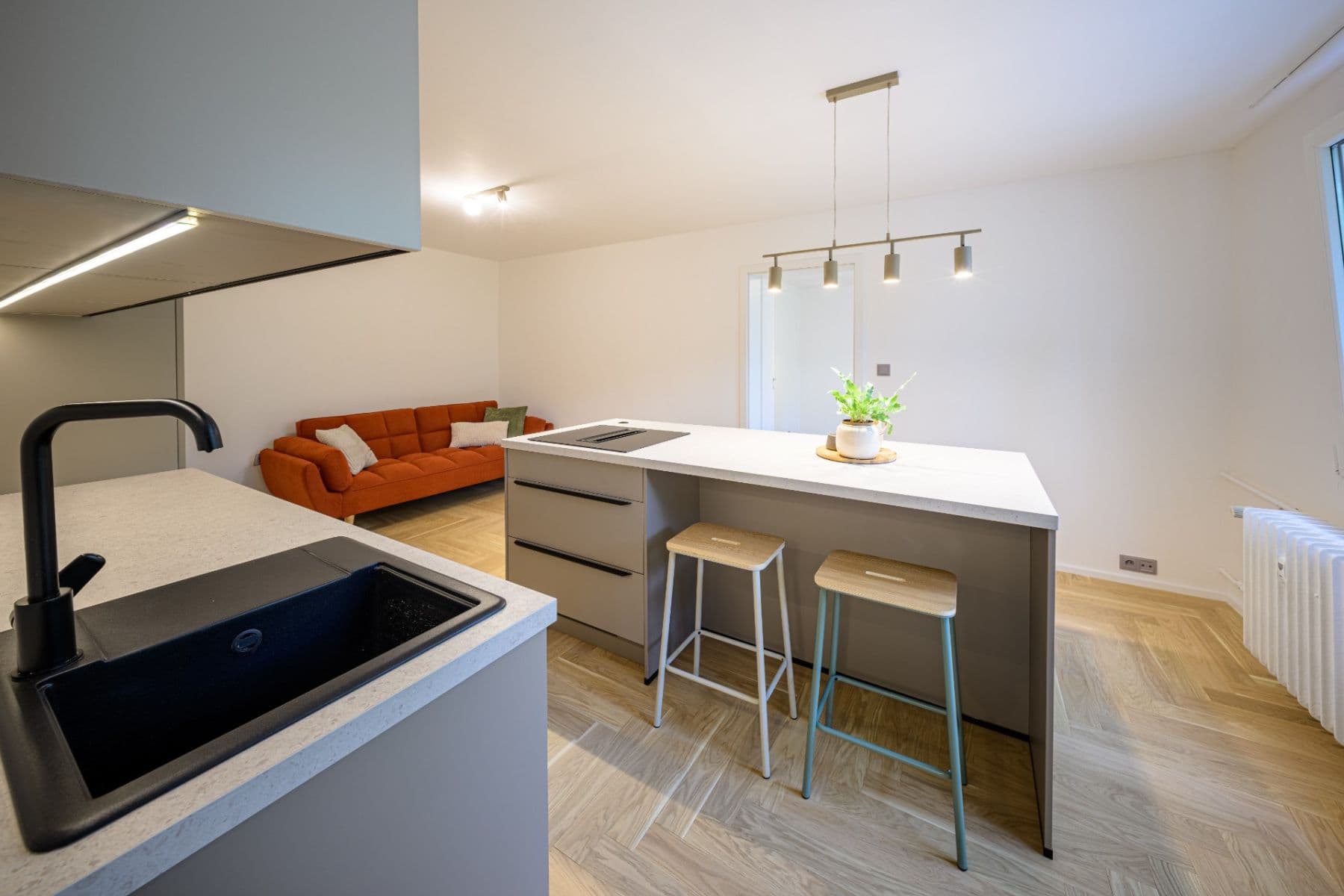 Prodej bytu 3+kk 54 m², Dlouhá, Plzeň, Plzeňský kraj Prodej bytu 3+kk 54 m², Dlouhá, Plzeň, Plzeňský kraj