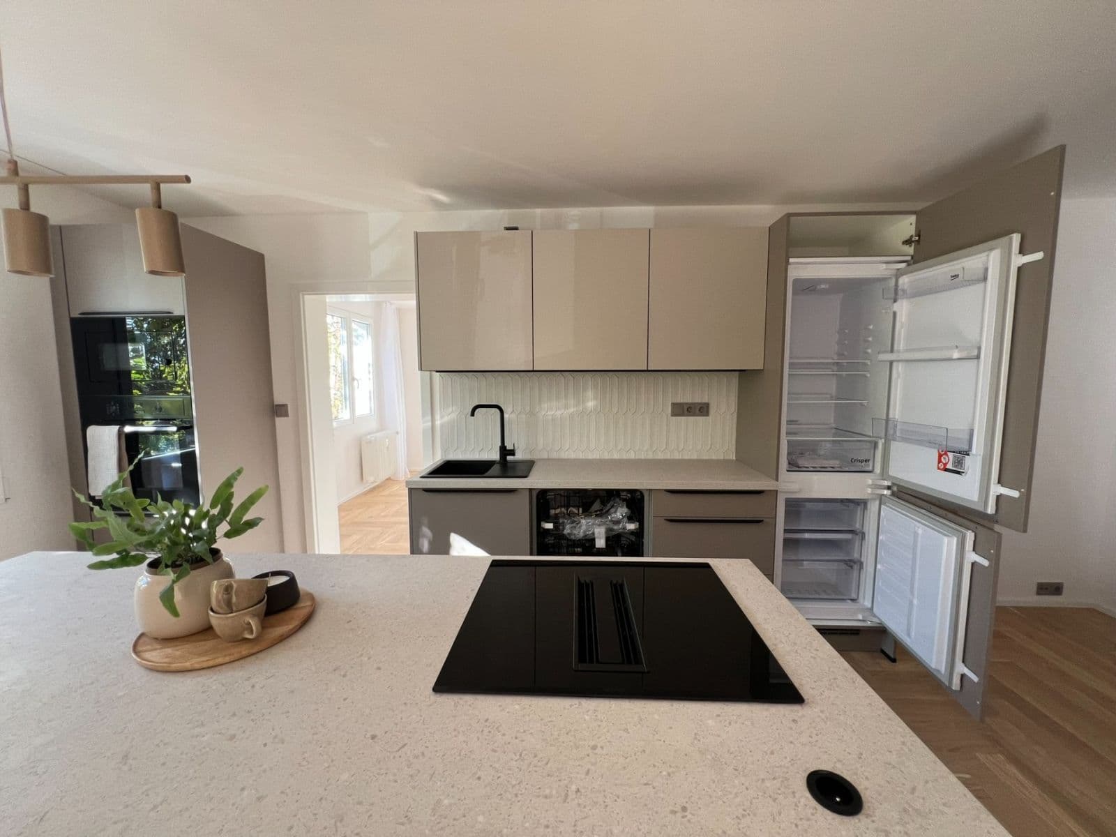 Prodej bytu 3+kk 54 m², Dlouhá, Plzeň, Plzeňský kraj Prodej bytu 3+kk 54 m², Dlouhá, Plzeň, Plzeňský kraj