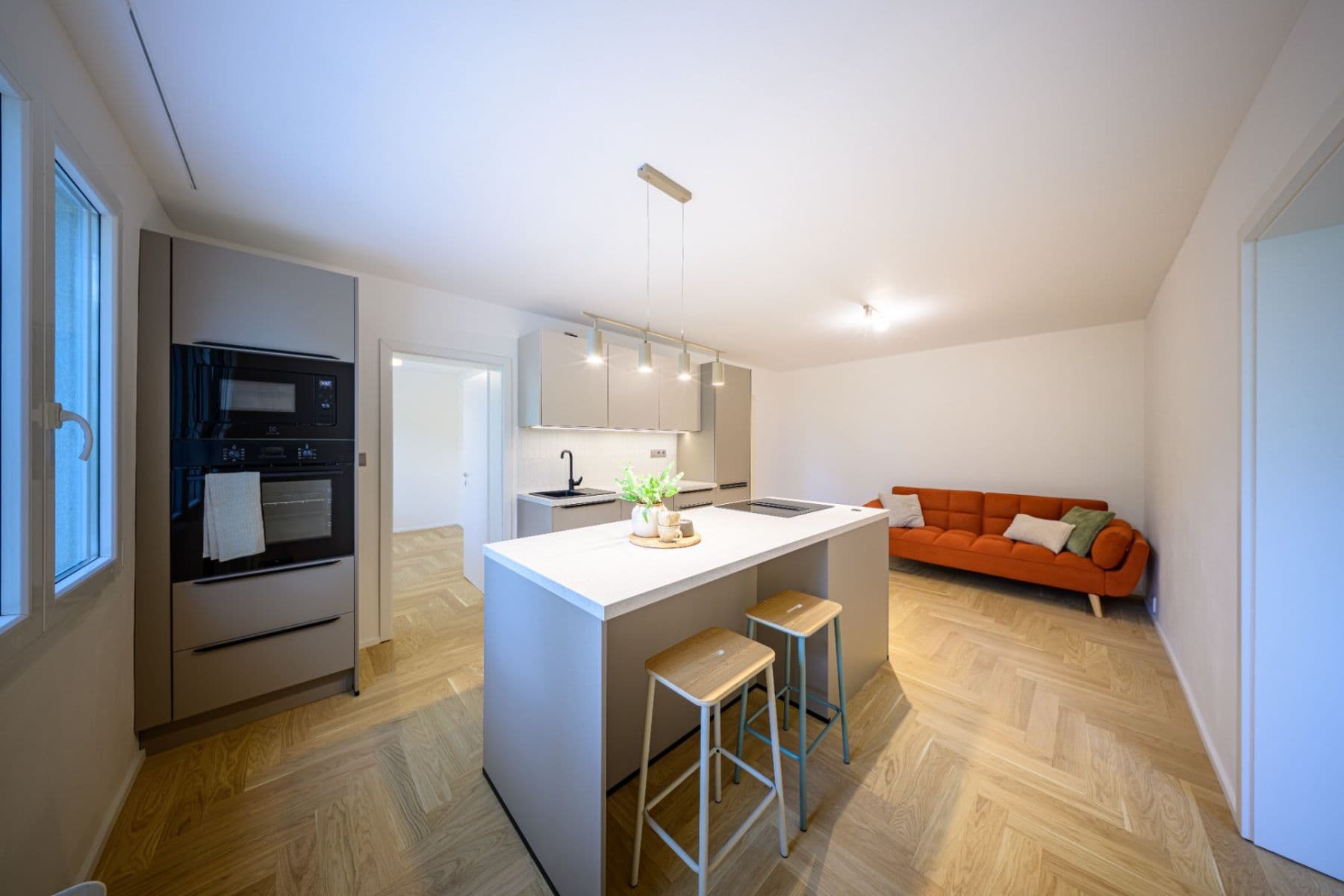 Prodej bytu 3+kk 54 m², Dlouhá, Plzeň, Plzeňský kraj Prodej bytu 3+kk 54 m², Dlouhá, Plzeň, Plzeňský kraj