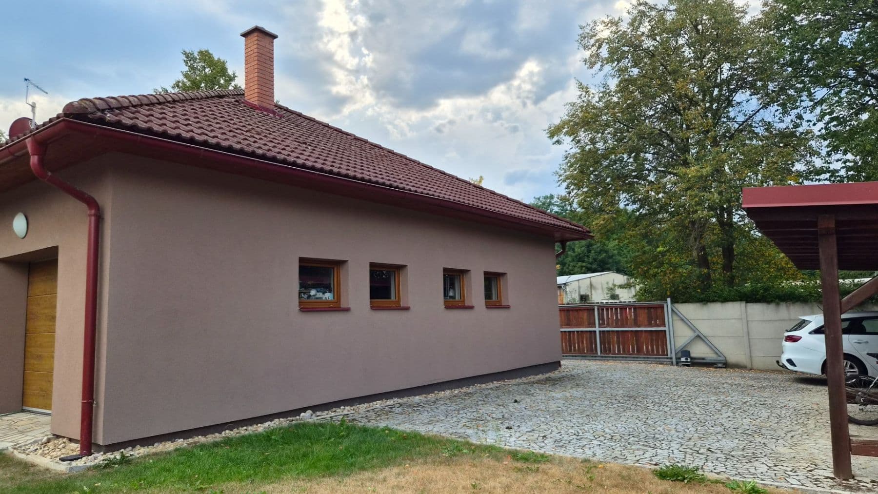 Prodej domu 105 m², pozemek 1.065 m², Hospříz, Jihočeský kraj Prodej domu 105 m², pozemek 1.065 m², Hospříz, Jihočeský kraj