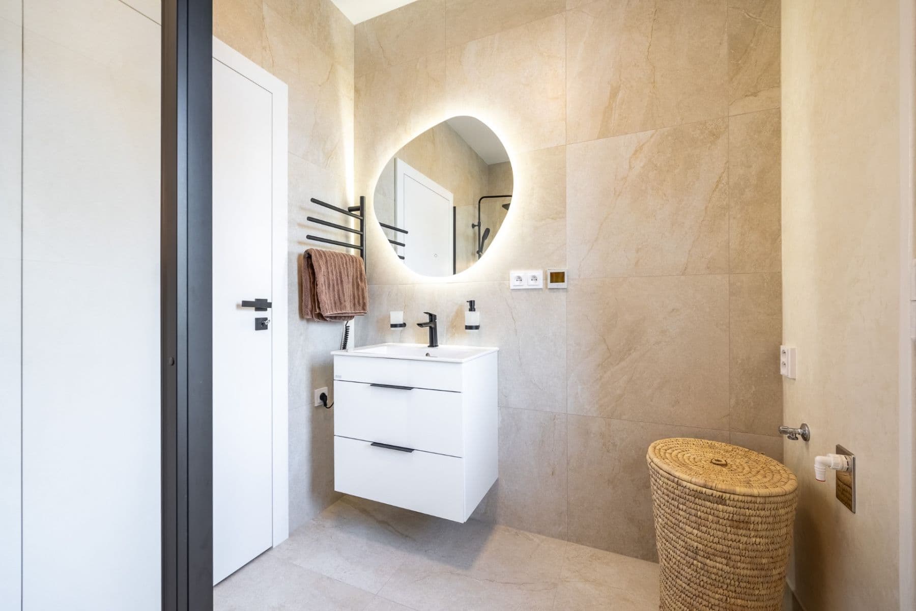 Prodej bytu 1+kk 36 m², Hartigova, Praha, Praha Prodej bytu 1+kk 36 m², Hartigova, Praha, Praha
