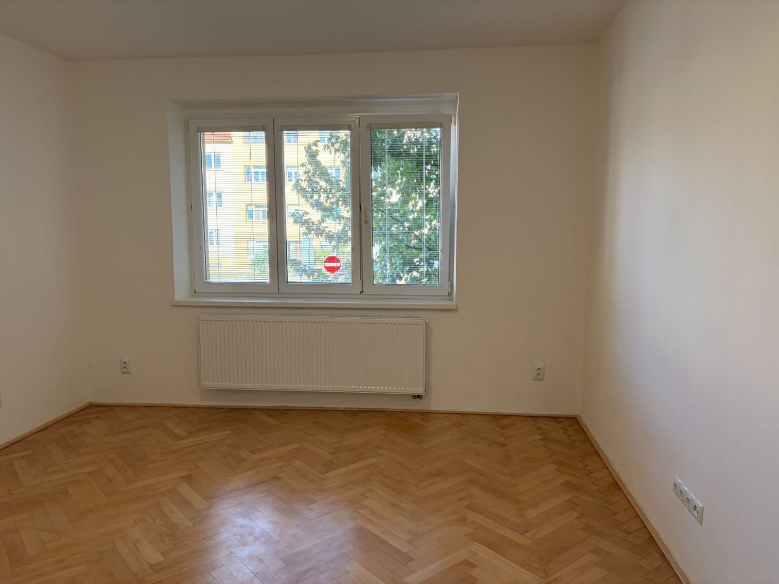 Pronájem bytu 1+1 44 m², Skorkovského, Brno, Jihomoravský kraj Pronájem bytu 1+1 44 m², Skorkovského, Brno, Jihomoravský kraj
