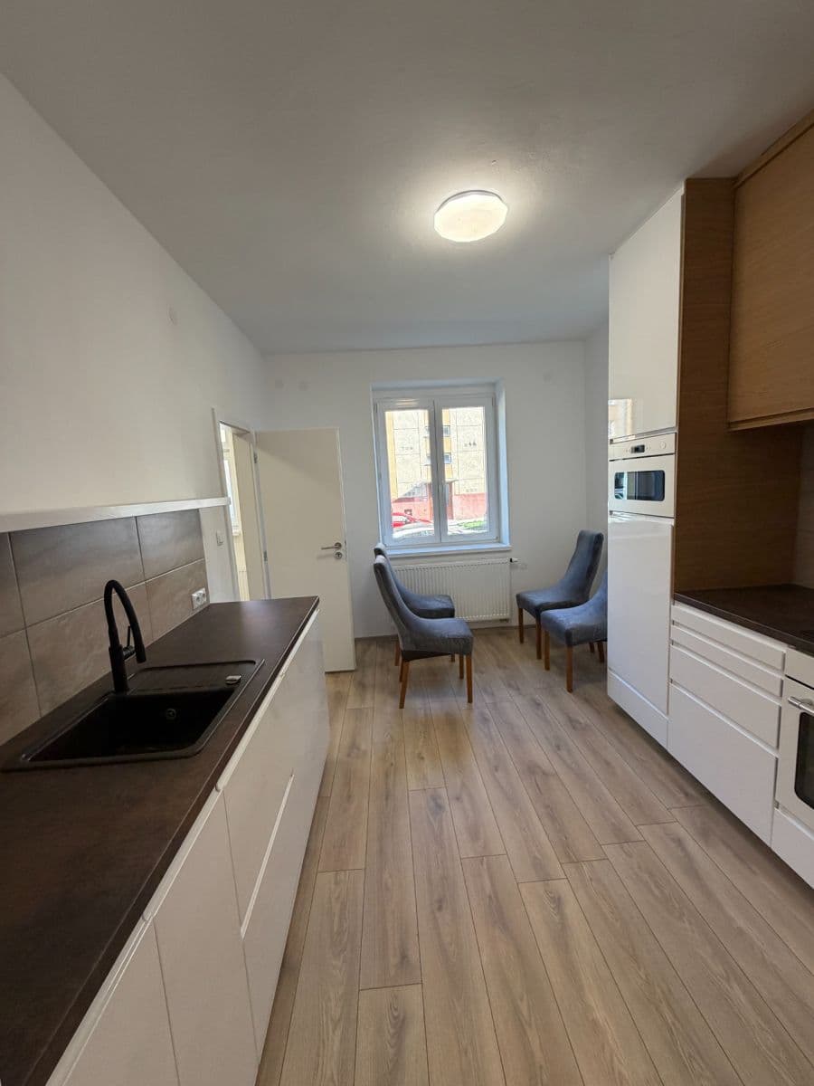 Pronájem bytu 1+1 44 m², Skorkovského, Brno, Jihomoravský kraj Pronájem bytu 1+1 44 m², Skorkovského, Brno, Jihomoravský kraj