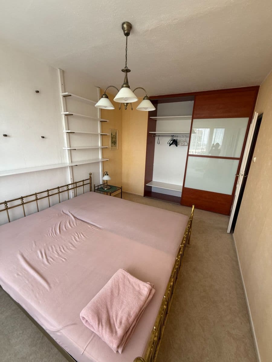 Pronájem bytu 3+1 72 m², Sáňkařská, Praha, Praha Pronájem bytu 3+1 72 m², Sáňkařská, Praha, Praha