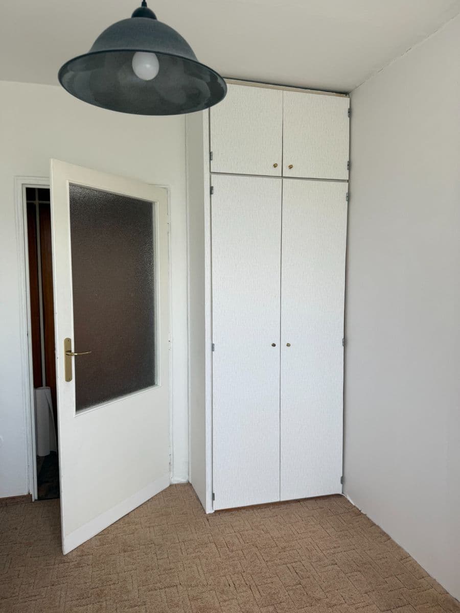 Pronájem bytu 3+1 72 m², Sáňkařská, Praha, Praha Pronájem bytu 3+1 72 m², Sáňkařská, Praha, Praha