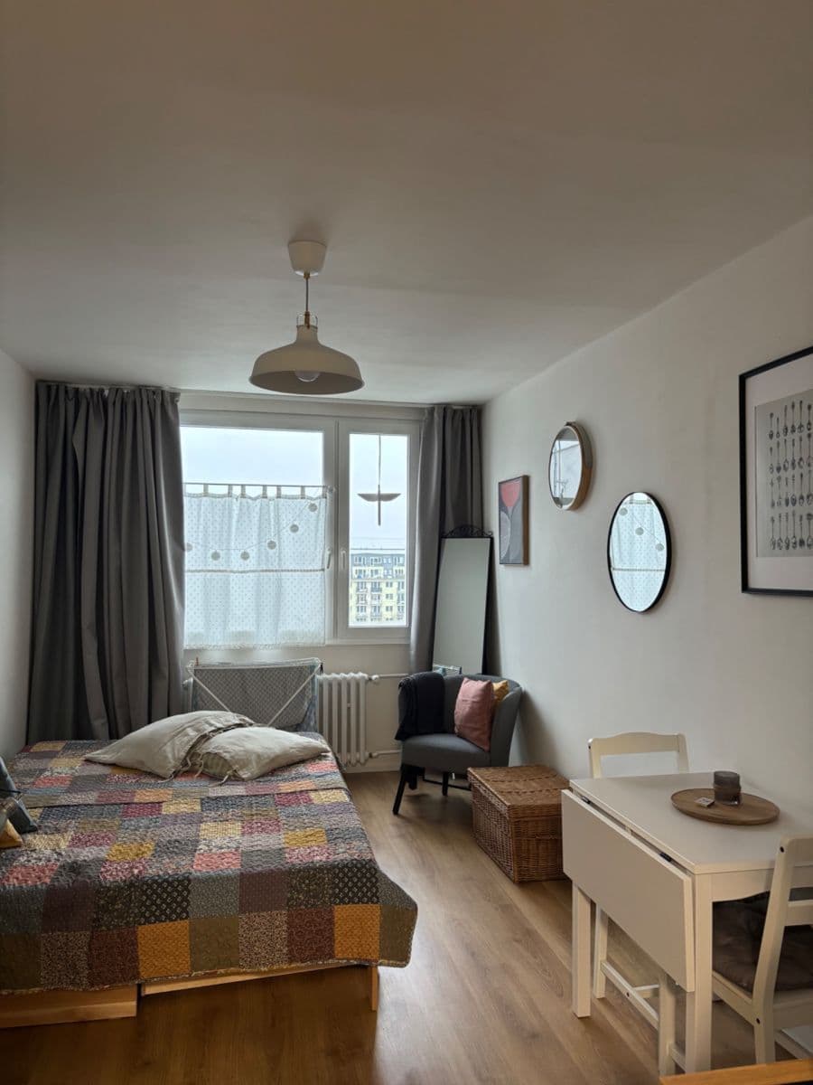 Pronájem bytu 1+kk 30 m², Čenětická, Praha, Praha Pronájem bytu 1+kk 30 m², Čenětická, Praha, Praha