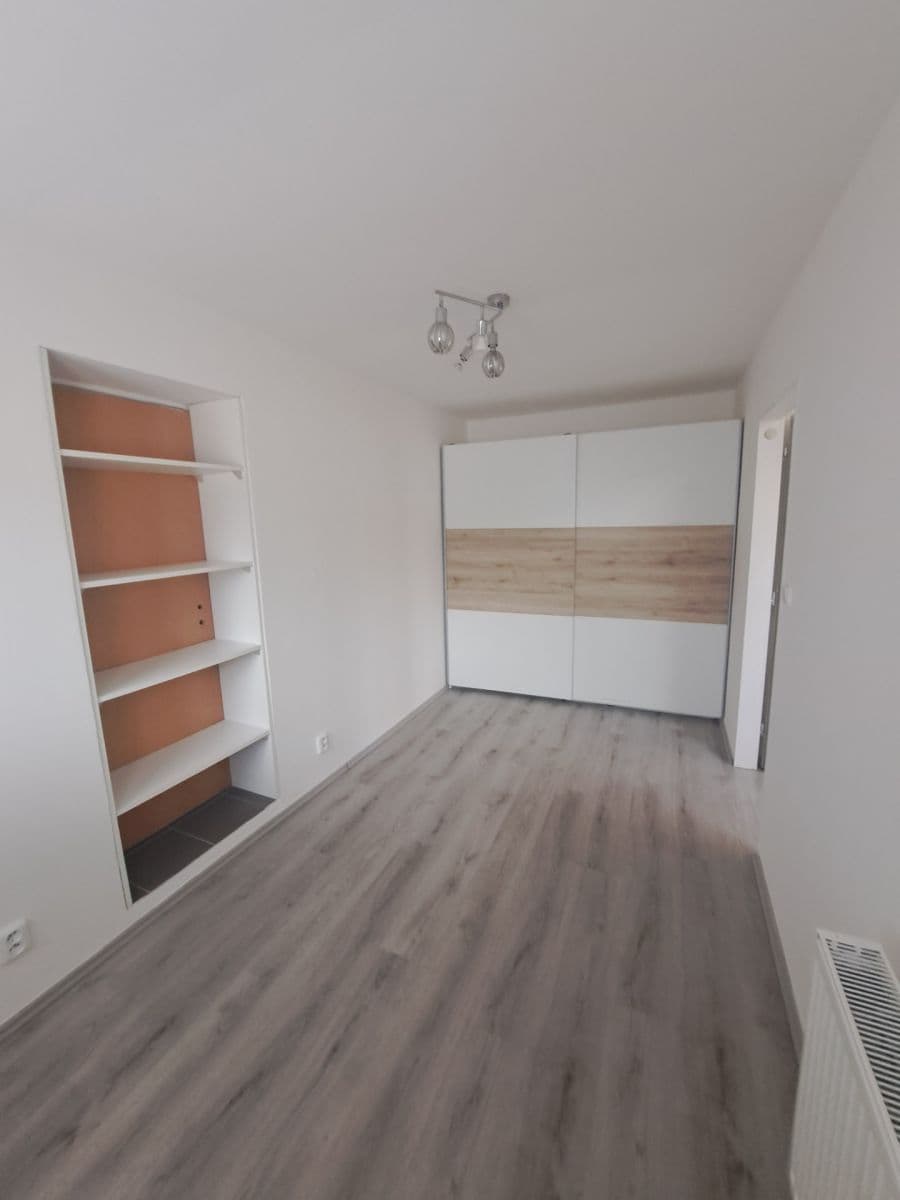 Pronájem bytu 3+kk 60 m², Libeř, Středočeský kraj Pronájem bytu 3+kk 60 m², Libeř, Středočeský kraj