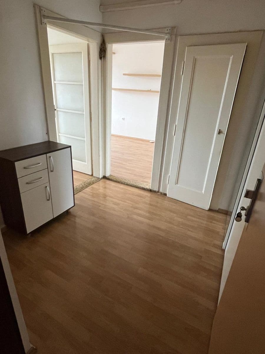 Pronájem bytu 1+1 43 m², Maroldova, Praha, Praha Pronájem bytu 1+1 43 m², Maroldova, Praha, Praha