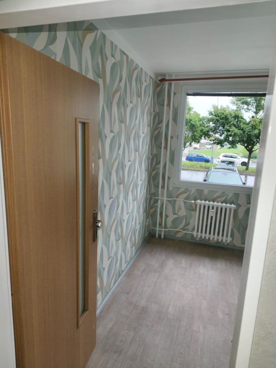 Pronájem bytu 3+1 76 m², Hřebečská, Kladno, Středočeský kraj Pronájem bytu 3+1 76 m², Hřebečská, Kladno, Středočeský kraj