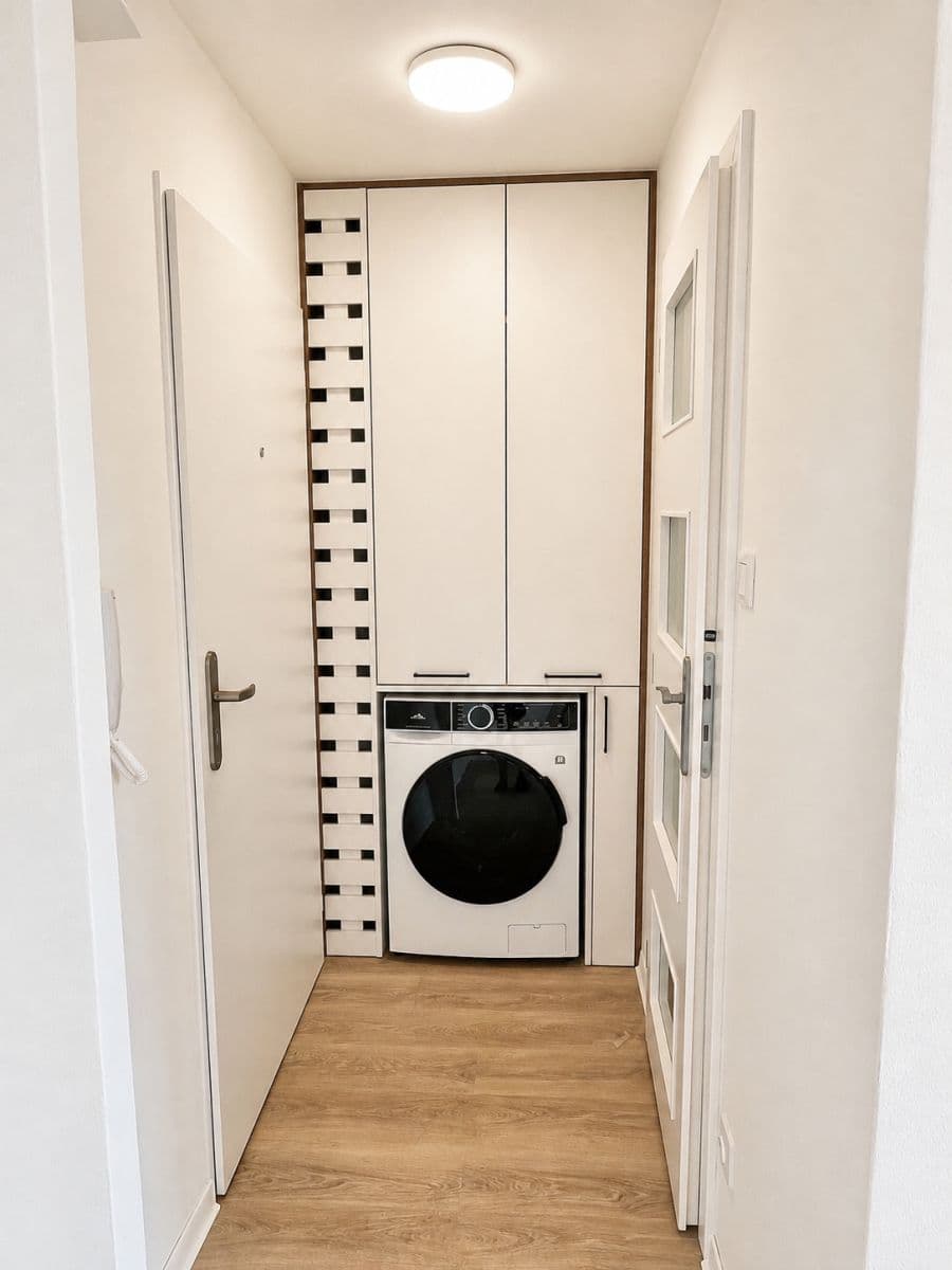 Pronájem bytu 1+1 32 m², Svojsíkova, Ostrava, Moravskoslezský kraj Pronájem bytu 1+1 32 m², Svojsíkova, Ostrava, Moravskoslezský kraj