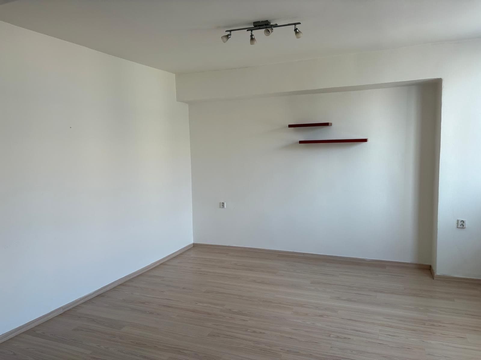 Pronájem bytu 3+1 68 m², Na Bezděkově, Benešov, Středočeský kraj Pronájem bytu 3+1 68 m², Na Bezděkově, Benešov, Středočeský kraj