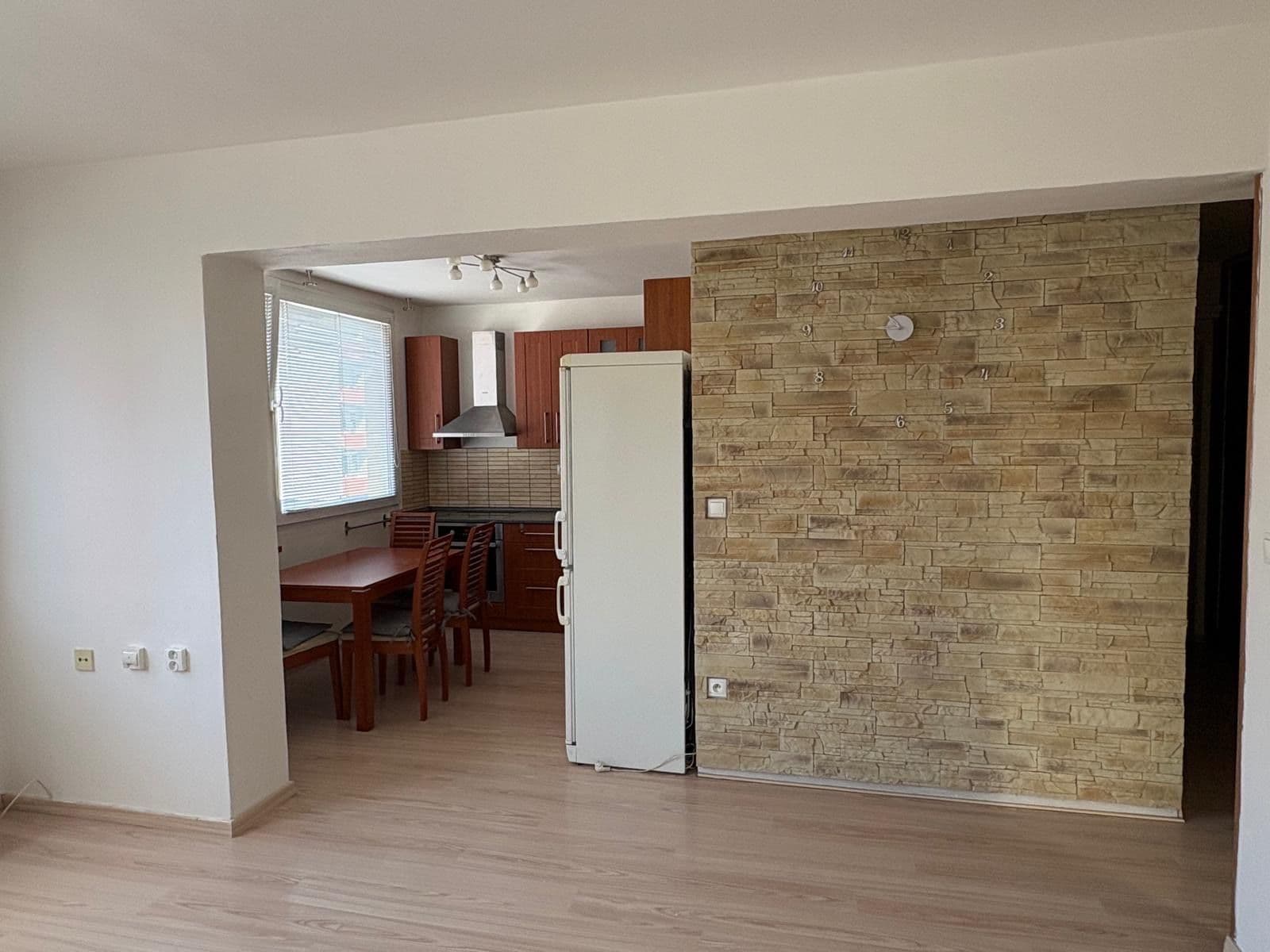 Pronájem bytu 3+1 68 m², Na Bezděkově, Benešov, Středočeský kraj Pronájem bytu 3+1 68 m², Na Bezděkově, Benešov, Středočeský kraj