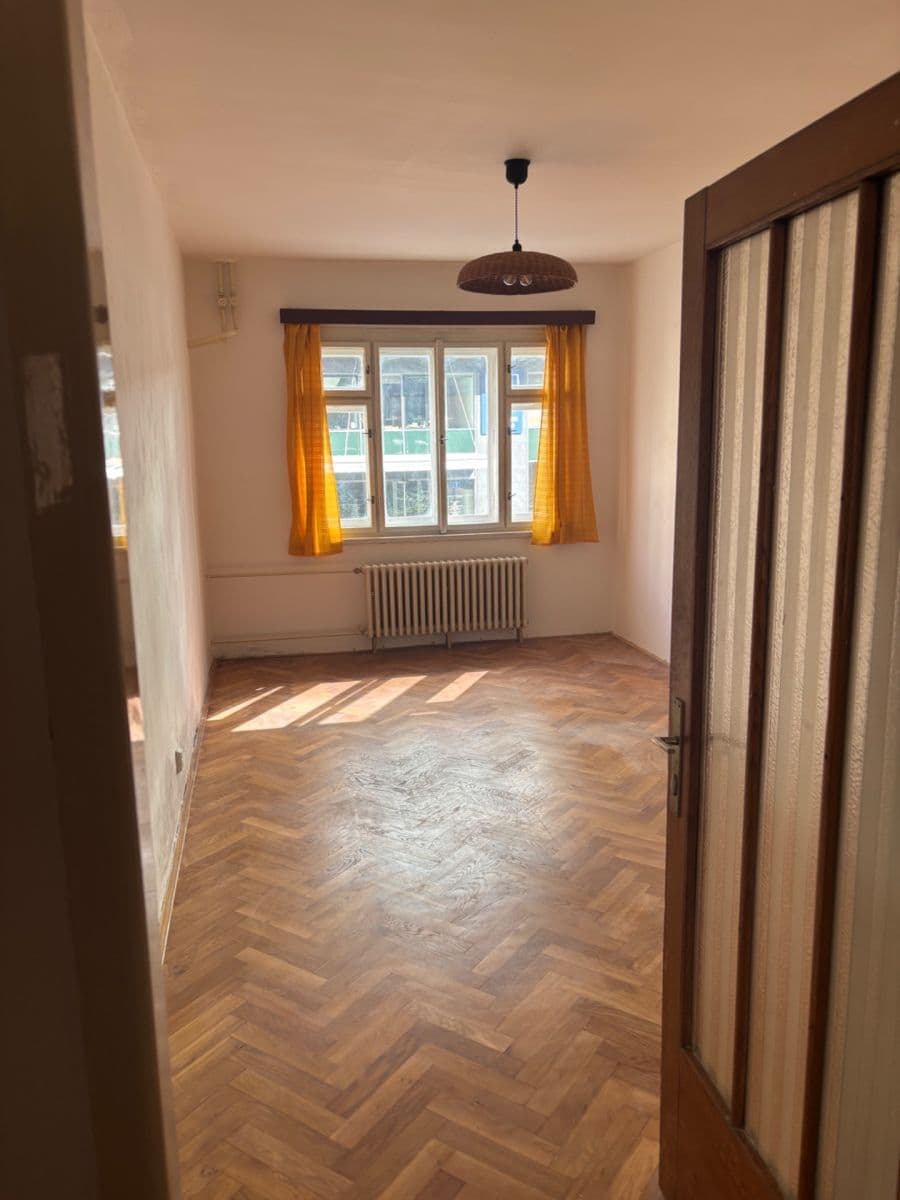 Pronájem bytu 3+kk 92 m², Lomnického, Praha, Praha Pronájem bytu 3+kk 92 m², Lomnického, Praha, Praha