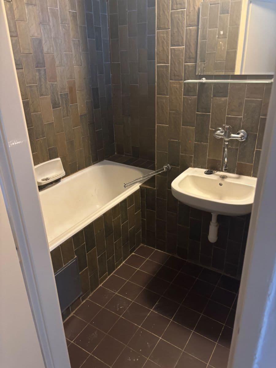 Pronájem bytu 3+kk 92 m², Lomnického, Praha, Praha Pronájem bytu 3+kk 92 m², Lomnického, Praha, Praha