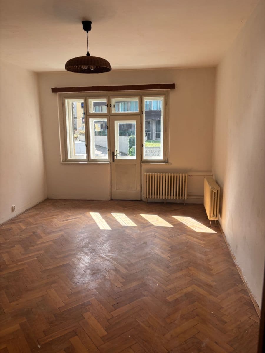 Pronájem bytu 3+kk 92 m², Lomnického, Praha, Praha Pronájem bytu 3+kk 92 m², Lomnického, Praha, Praha