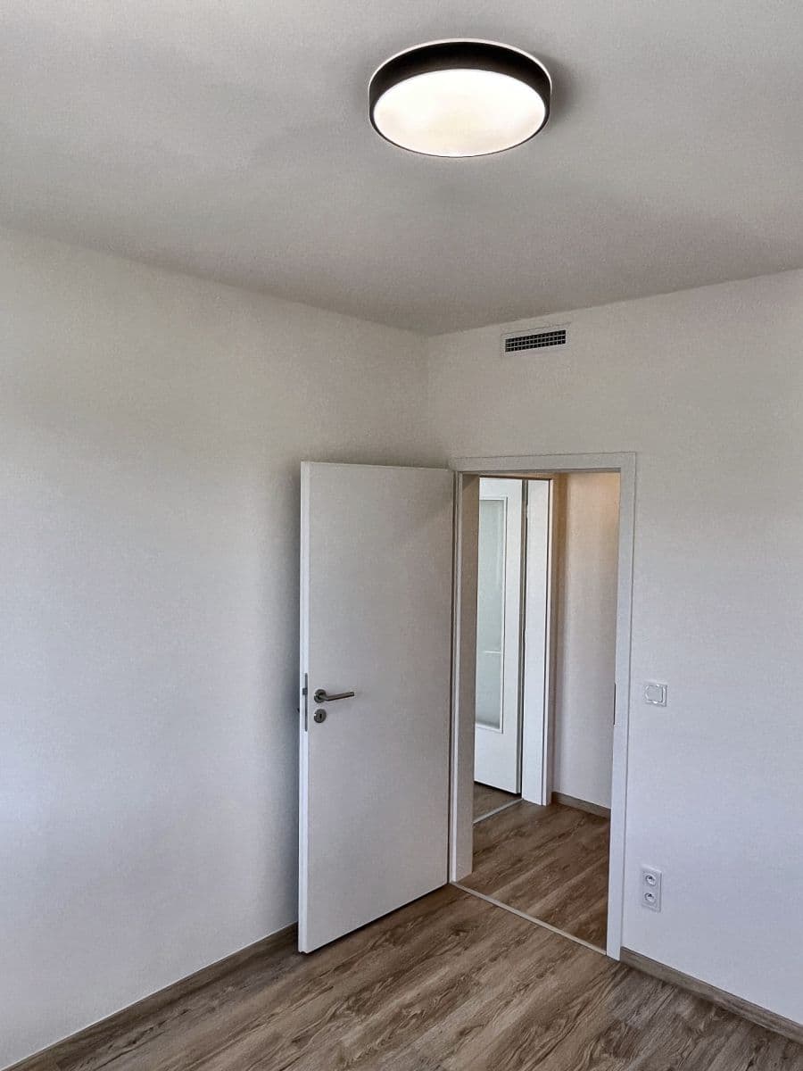 Pronájem bytu 2+kk 43 m², Arnošta Staňka, Praha, Praha Pronájem bytu 2+kk 43 m², Arnošta Staňka, Praha, Praha