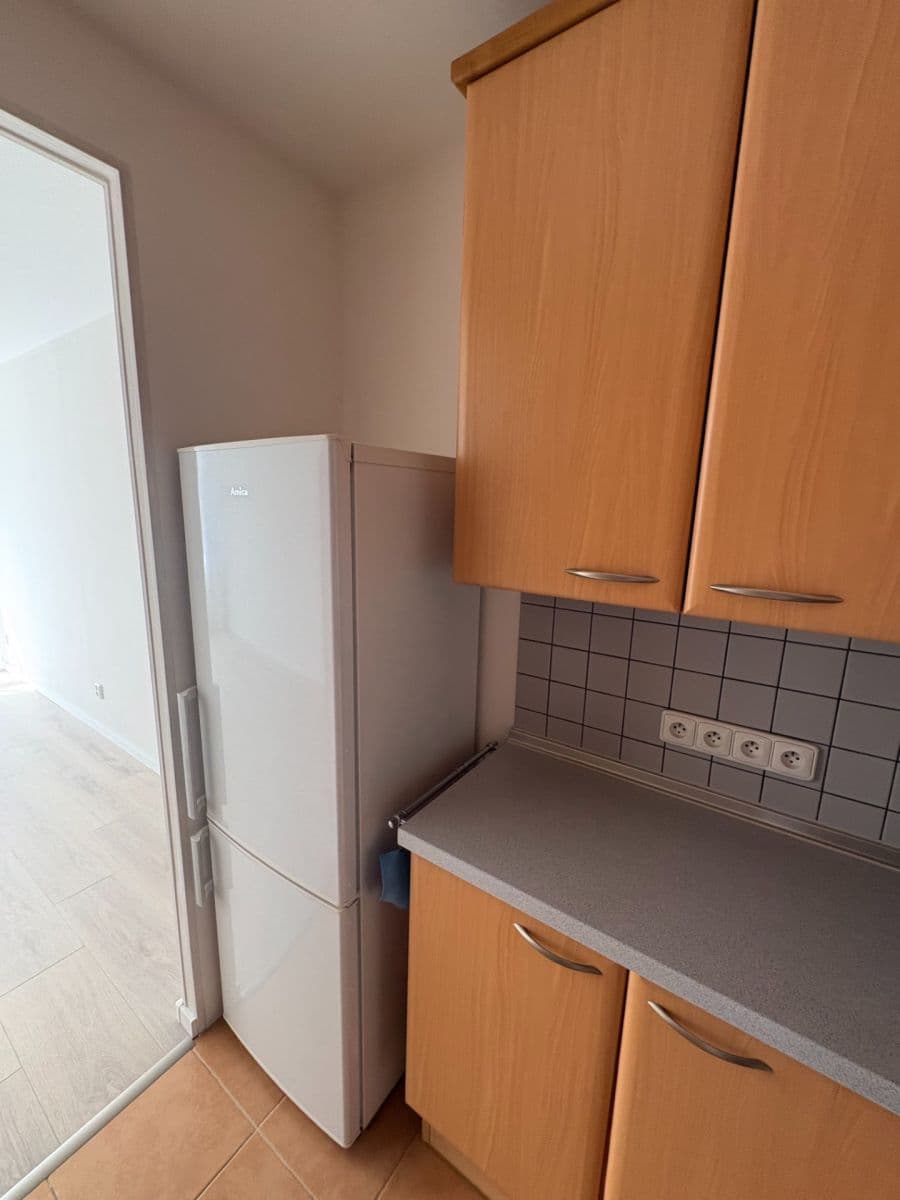 Pronájem bytu 2+kk 46 m², Střelničná, Praha, Praha Pronájem bytu 2+kk 46 m², Střelničná, Praha, Praha