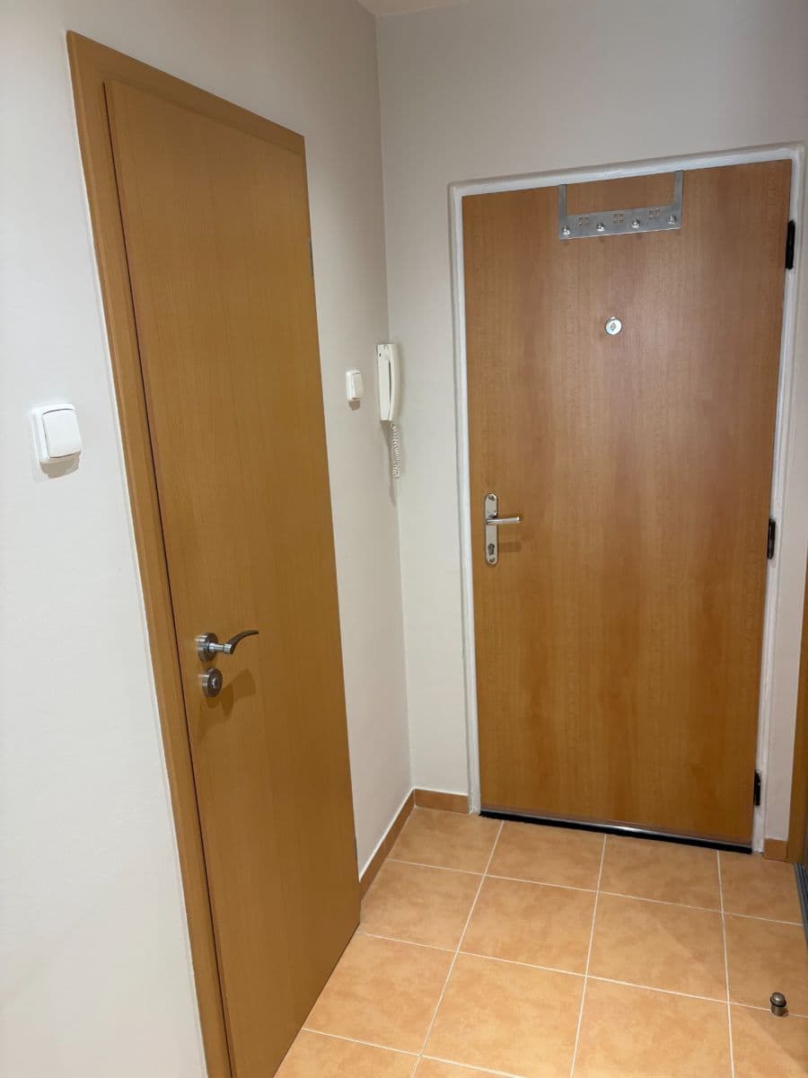 Pronájem bytu 2+kk 46 m², Střelničná, Praha, Praha Pronájem bytu 2+kk 46 m², Střelničná, Praha, Praha