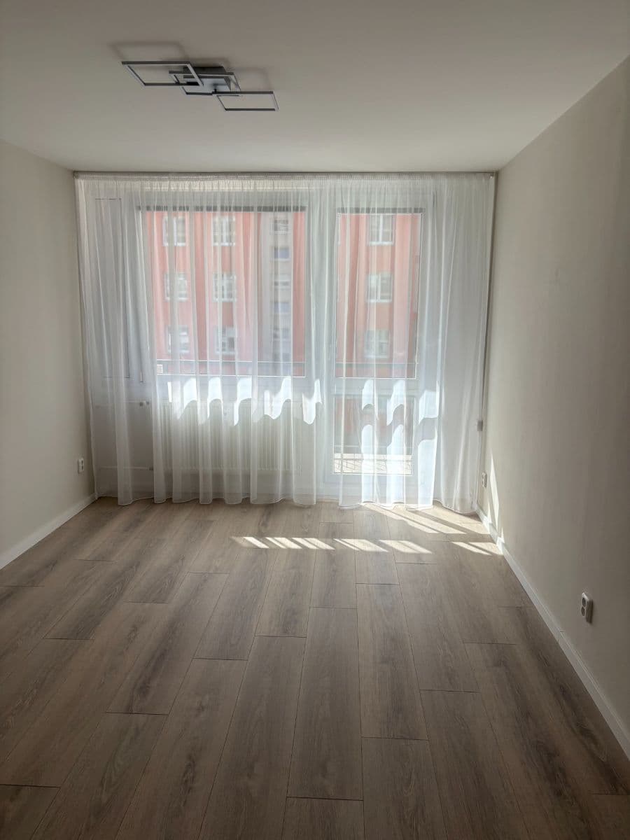 Pronájem bytu 2+kk 46 m², Střelničná, Praha, Praha Pronájem bytu 2+kk 46 m², Střelničná, Praha, Praha