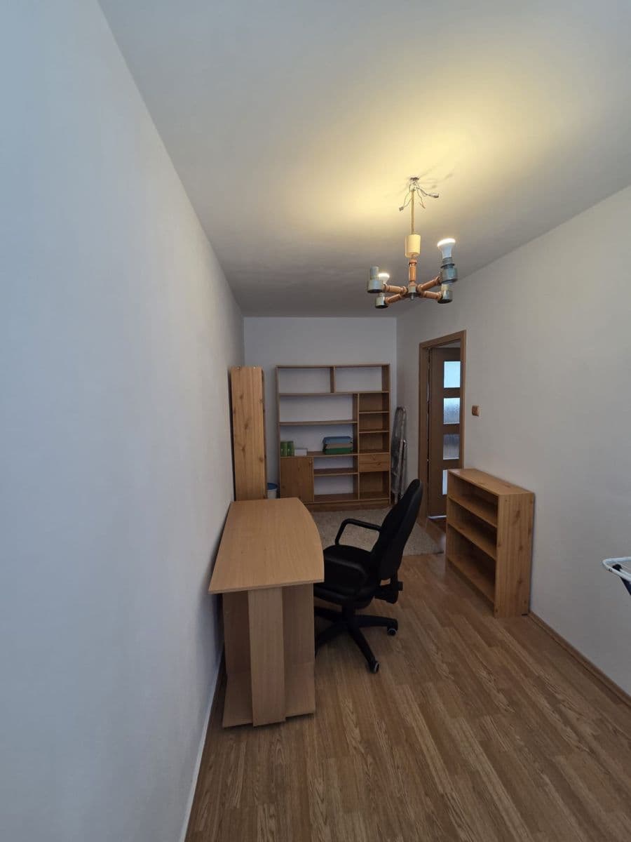 Pronájem bytu 3+1 87 m², K Olympiku, Praha, Praha Pronájem bytu 3+1 87 m², K Olympiku, Praha, Praha