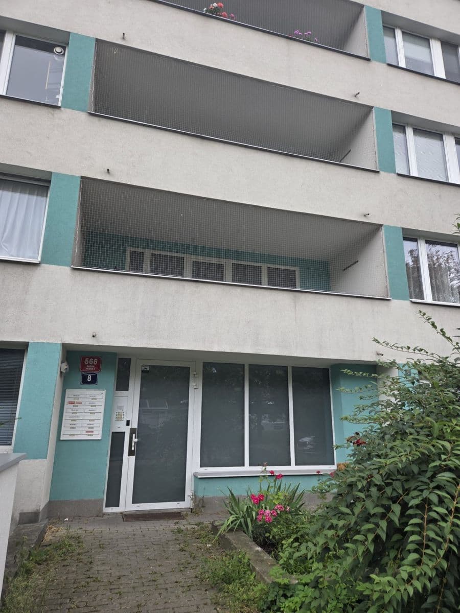 Pronájem bytu 3+1 87 m², K Olympiku, Praha, Praha Pronájem bytu 3+1 87 m², K Olympiku, Praha, Praha