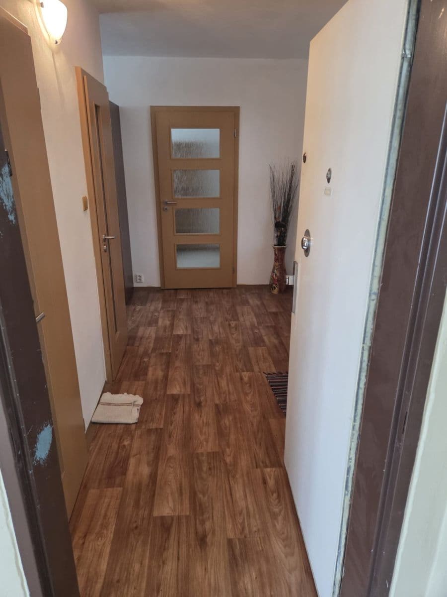 Pronájem bytu 3+1 87 m², K Olympiku, Praha, Praha Pronájem bytu 3+1 87 m², K Olympiku, Praha, Praha