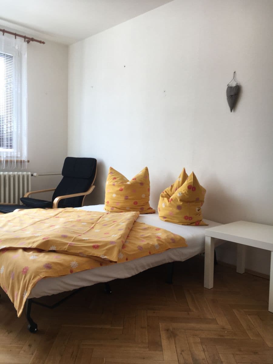 Pronájem bytu 2+1 53 m², Jahodová, Karlovy Vary, Karlovarský kraj Pronájem bytu 2+1 53 m², Jahodová, Karlovy Vary, Karlovarský kraj