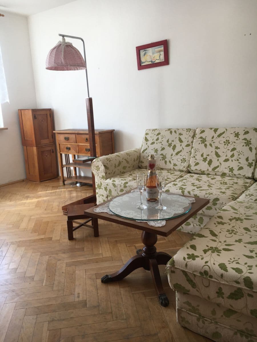 Pronájem bytu 2+1 53 m², Jahodová, Karlovy Vary, Karlovarský kraj Pronájem bytu 2+1 53 m², Jahodová, Karlovy Vary, Karlovarský kraj