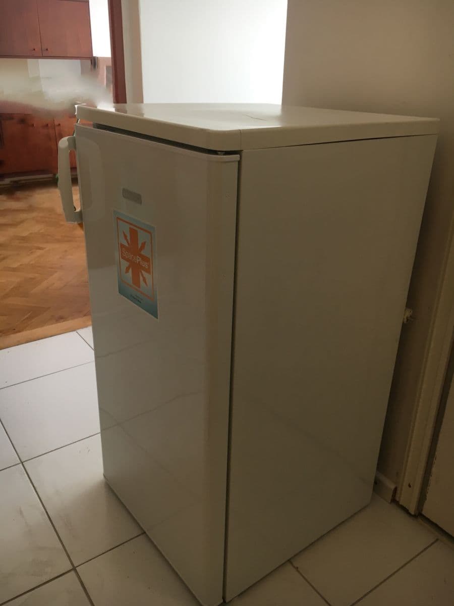 Pronájem bytu 2+1 53 m², Jahodová, Karlovy Vary, Karlovarský kraj Pronájem bytu 2+1 53 m², Jahodová, Karlovy Vary, Karlovarský kraj
