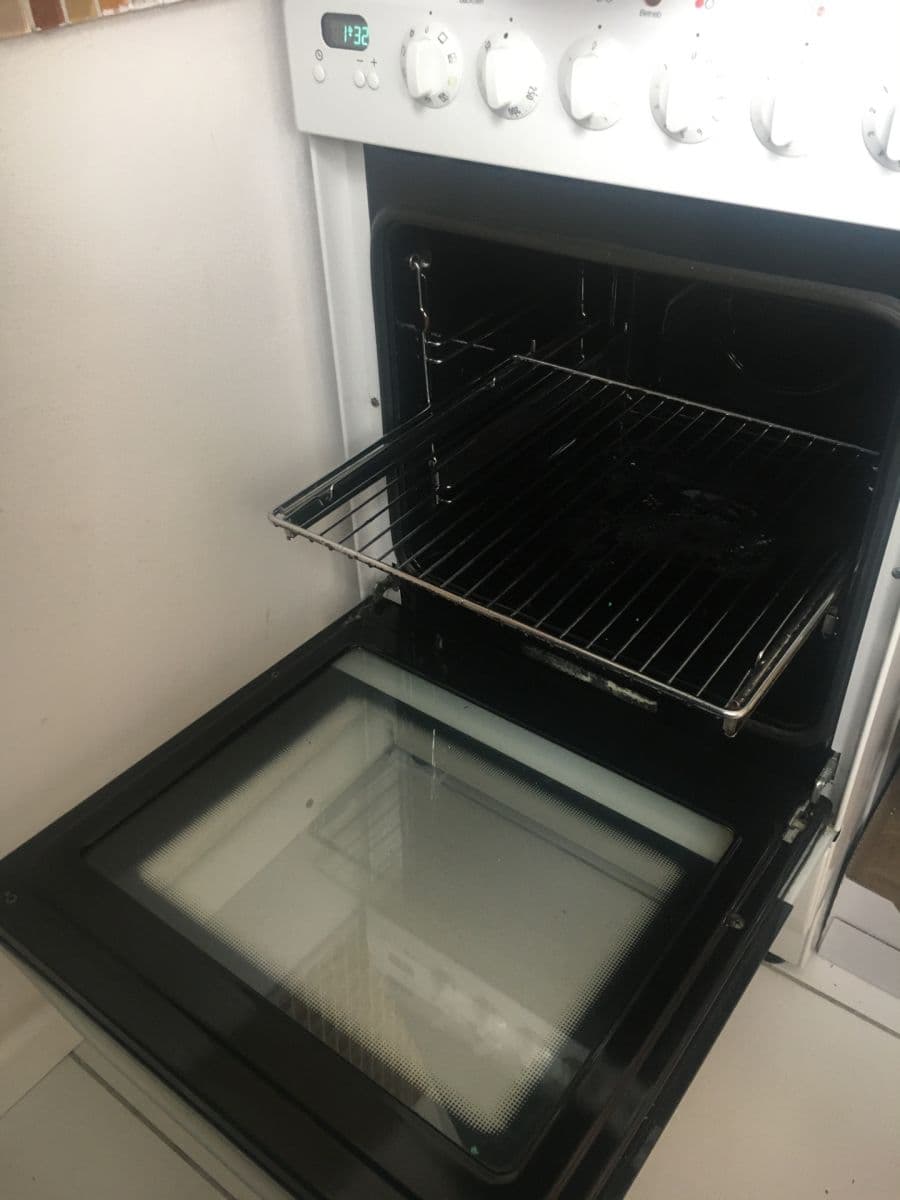 Pronájem bytu 2+1 53 m², Jahodová, Karlovy Vary, Karlovarský kraj Pronájem bytu 2+1 53 m², Jahodová, Karlovy Vary, Karlovarský kraj