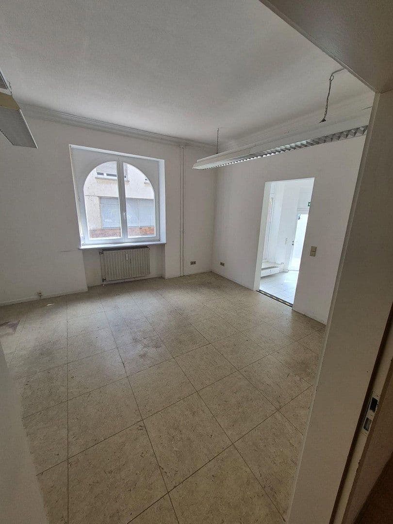 Pronájem kanceláře 60 m², Pforzheim, Bádensko-Württembersko Pronájem kanceláře 60 m², Pforzheim, Bádensko-Württembersko