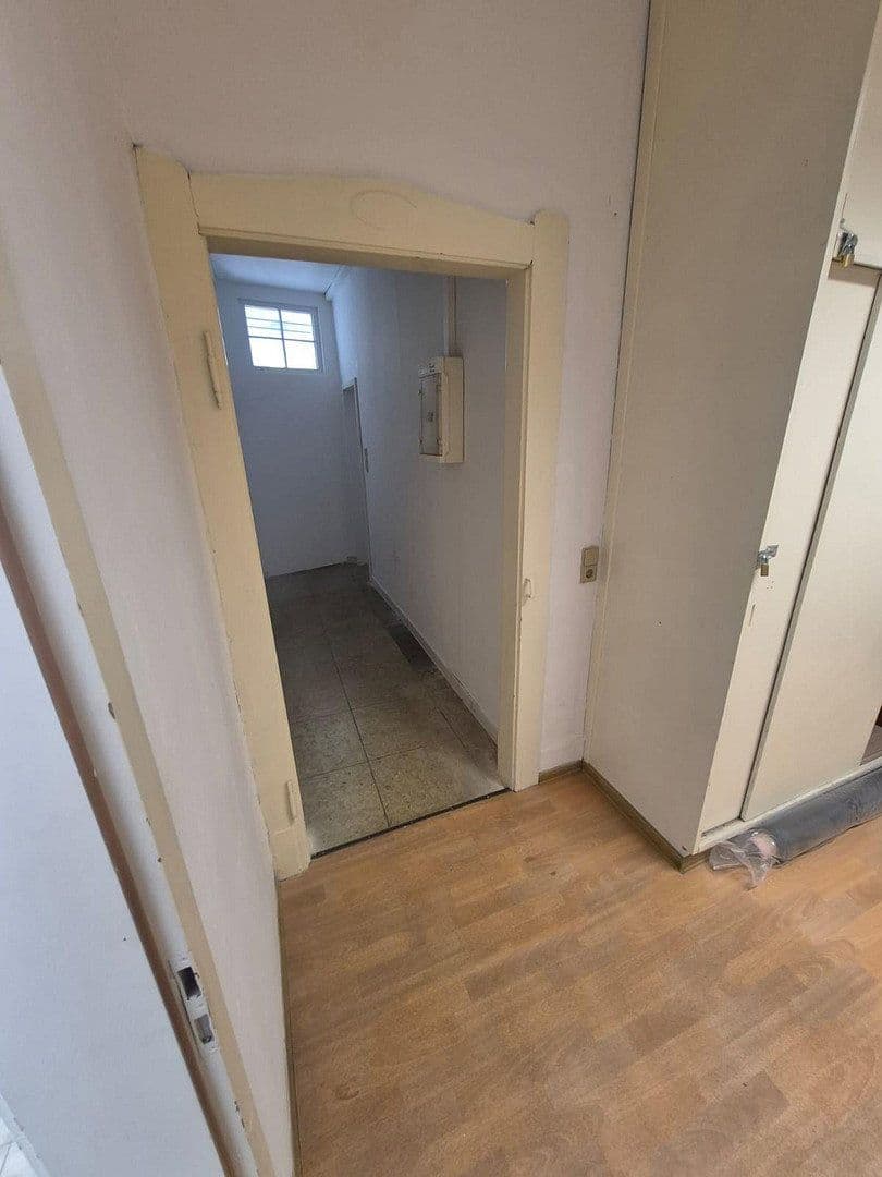 Pronájem kanceláře 60 m², Pforzheim, Bádensko-Württembersko Pronájem kanceláře 60 m², Pforzheim, Bádensko-Württembersko