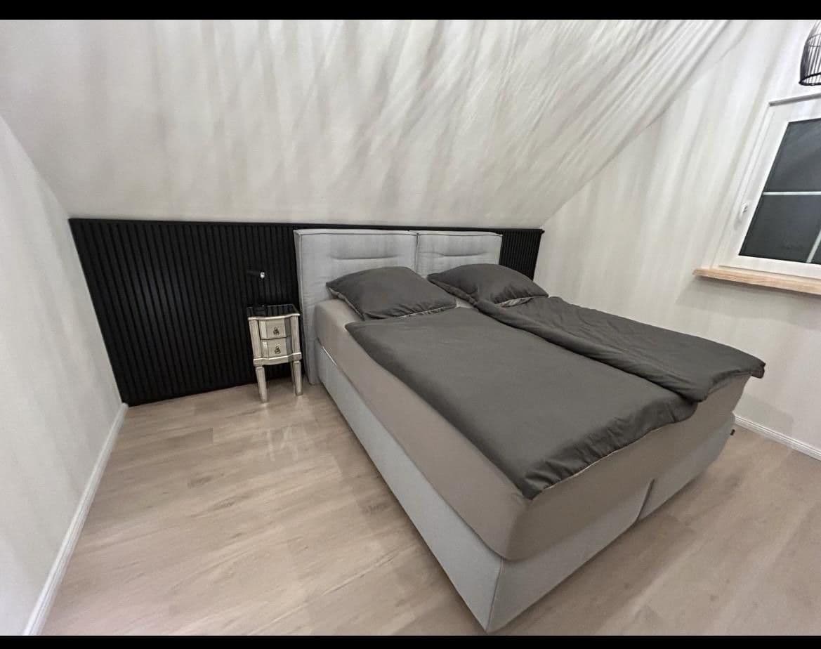 Pronájem domu 110 m², pozemek 400 m², Neuenstein, Bádensko-Württembersko Pronájem domu 110 m², pozemek 400 m², Neuenstein, Bádensko-Württembersko