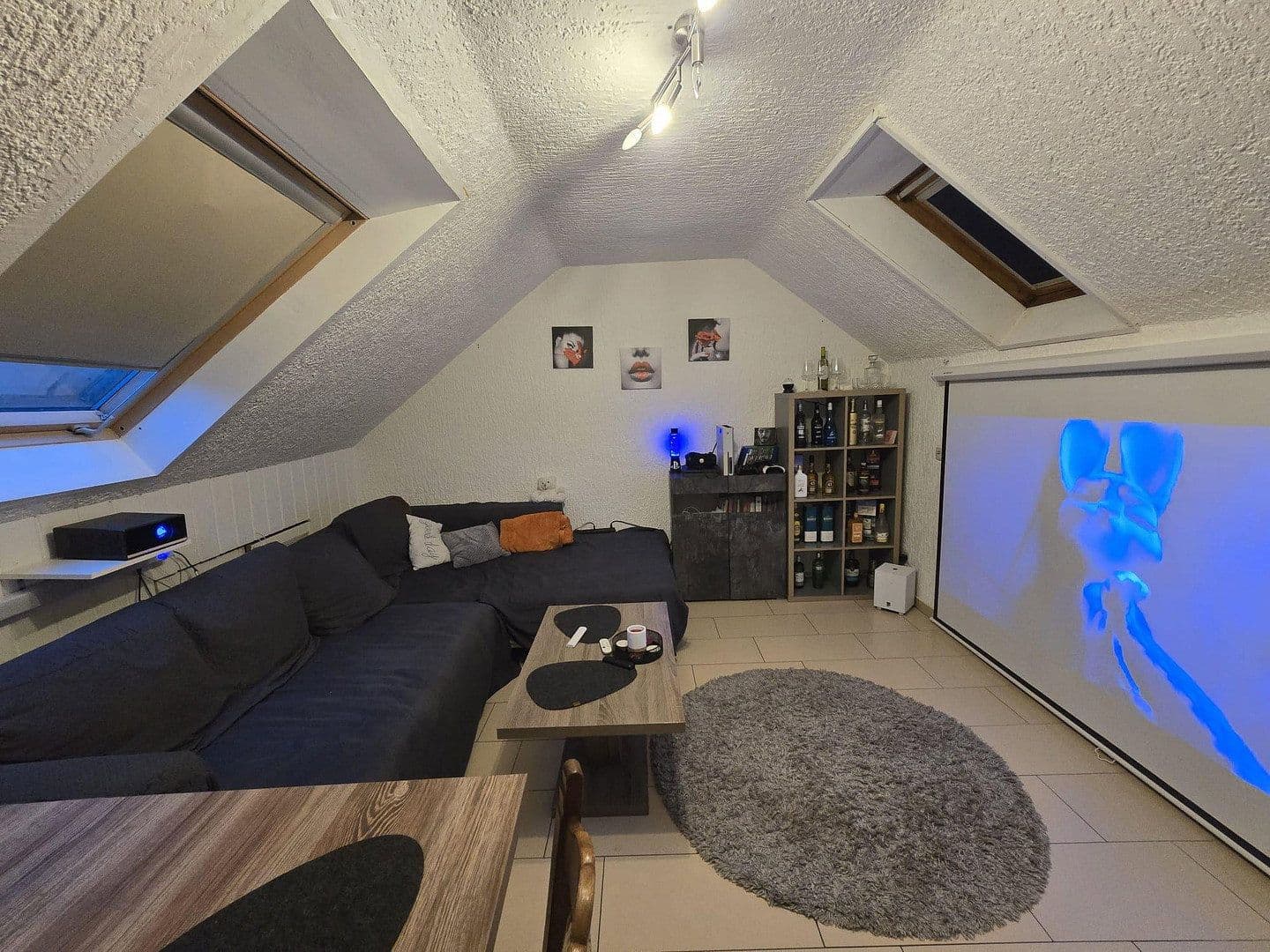 Prodej bytu 4+1 83 m², Viernheim, Hessen Prodej bytu 4+1 83 m², Viernheim, Hessen