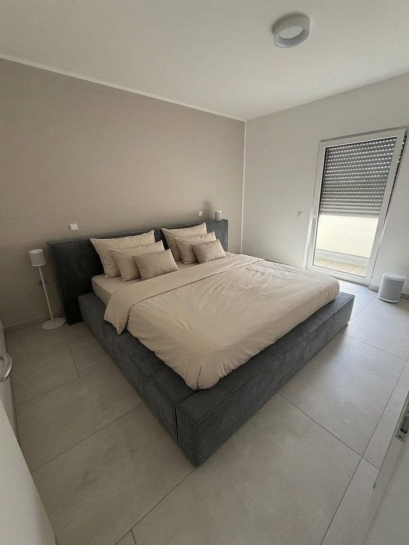 Prodej bytu 3+1 107 m², weiße Erde 4, Euskirchen, Severní Porýní-Vestfálsko Prodej bytu 3+1 107 m², weiße Erde 4, Euskirchen, Severní Porýní-Vestfálsko
