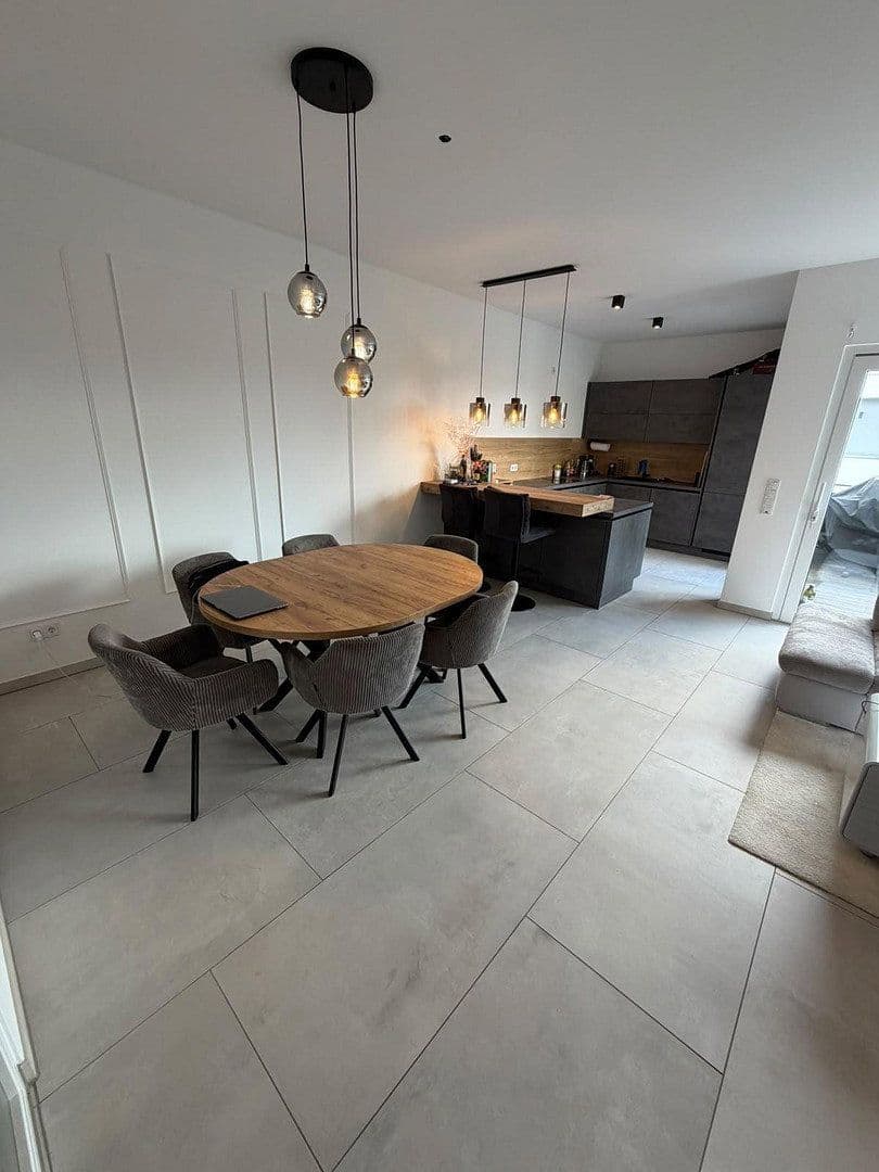 Prodej bytu 3+1 107 m², weiße Erde 4, Euskirchen, Severní Porýní-Vestfálsko Prodej bytu 3+1 107 m², weiße Erde 4, Euskirchen, Severní Porýní-Vestfálsko