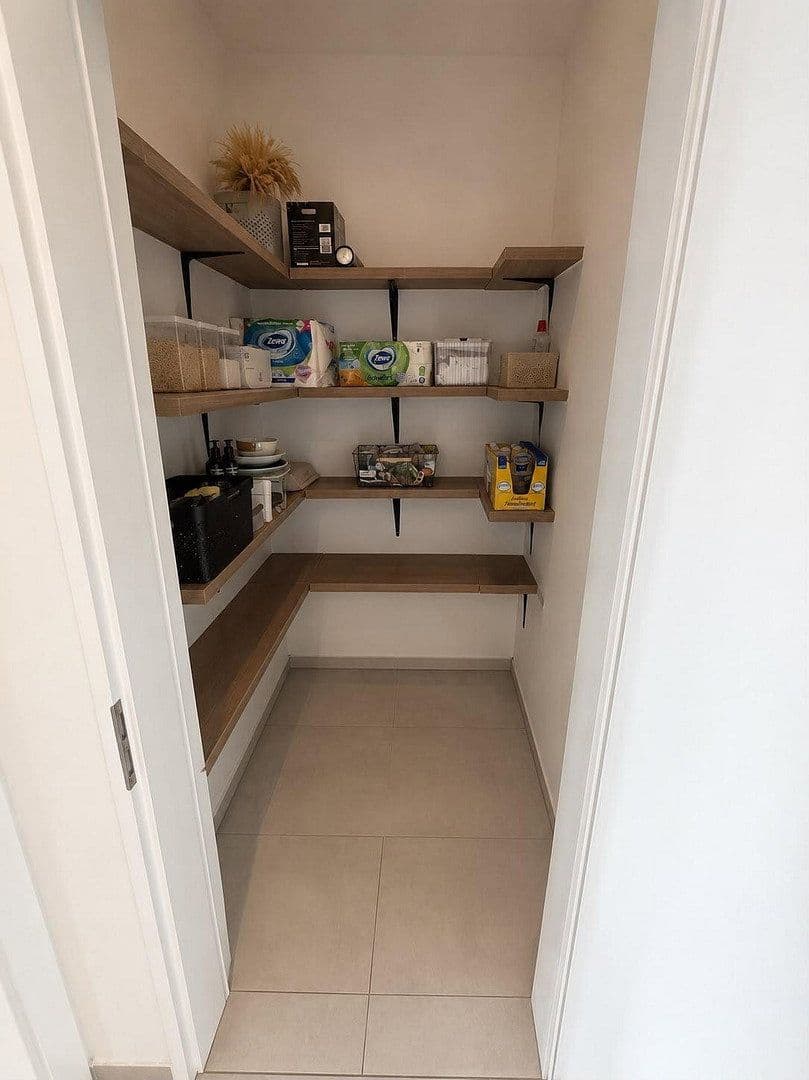 Prodej bytu 3+1 107 m², weiße Erde 4, Euskirchen, Severní Porýní-Vestfálsko Prodej bytu 3+1 107 m², weiße Erde 4, Euskirchen, Severní Porýní-Vestfálsko