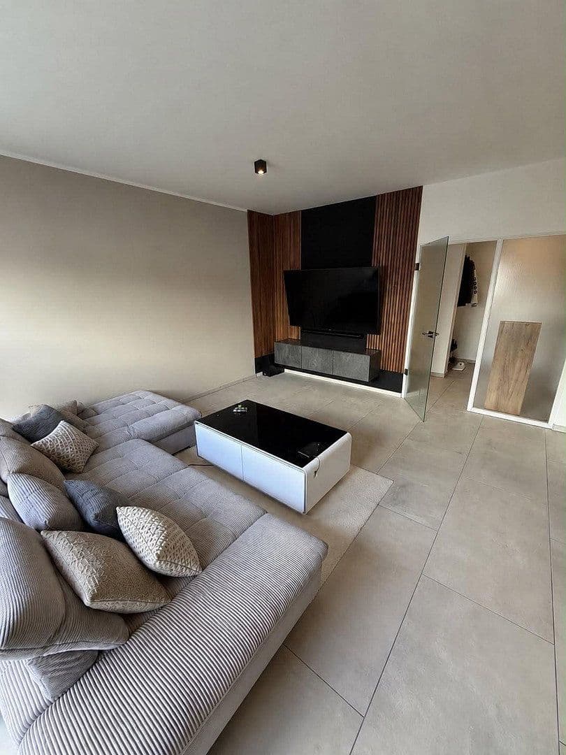 Prodej bytu 3+1 107 m², weiße Erde 4, Euskirchen, Severní Porýní-Vestfálsko Prodej bytu 3+1 107 m², weiße Erde 4, Euskirchen, Severní Porýní-Vestfálsko