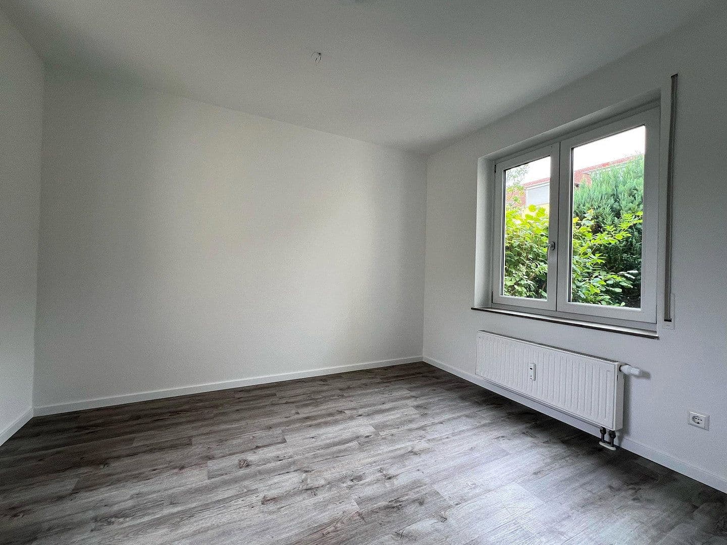 Prodej bytu 4+1 86 m², Kiefernweg 3, Freital, Sasko Prodej bytu 4+1 86 m², Kiefernweg 3, Freital, Sasko
