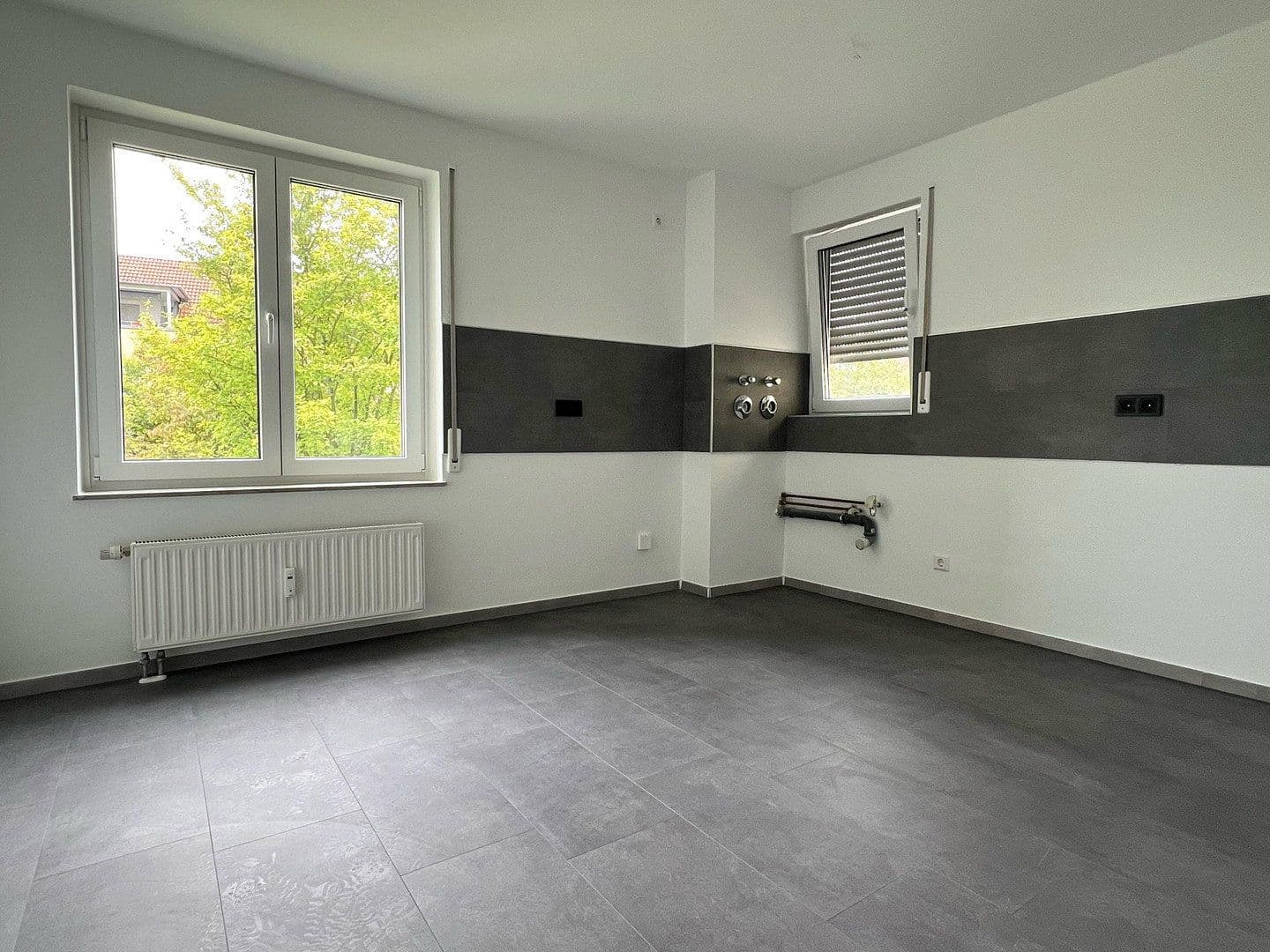 Prodej bytu 4+1 86 m², Kiefernweg 3, Freital, Sasko Prodej bytu 4+1 86 m², Kiefernweg 3, Freital, Sasko