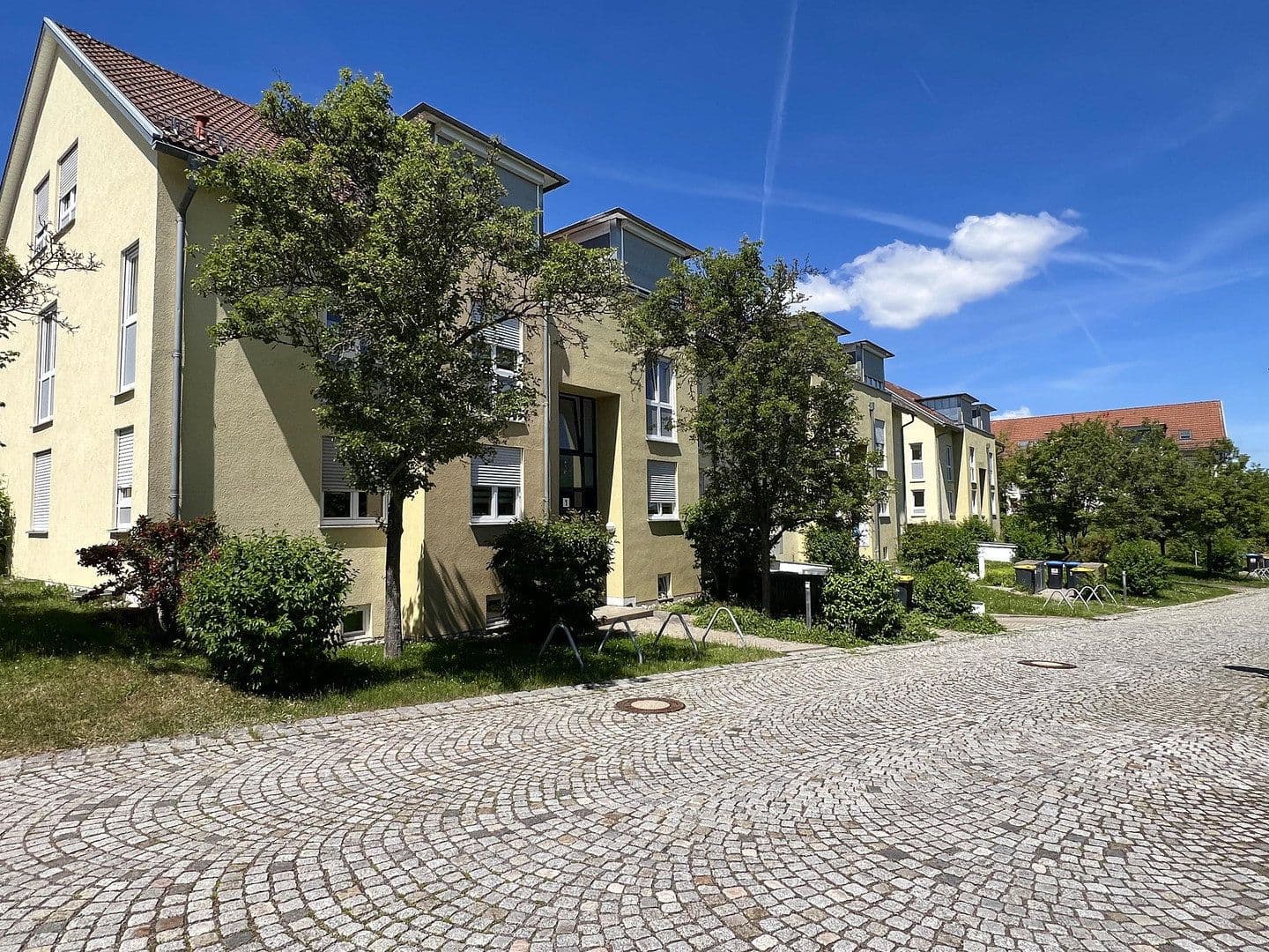 Prodej bytu 4+1 86 m², Kiefernweg 3, Freital, Sasko Prodej bytu 4+1 86 m², Kiefernweg 3, Freital, Sasko
