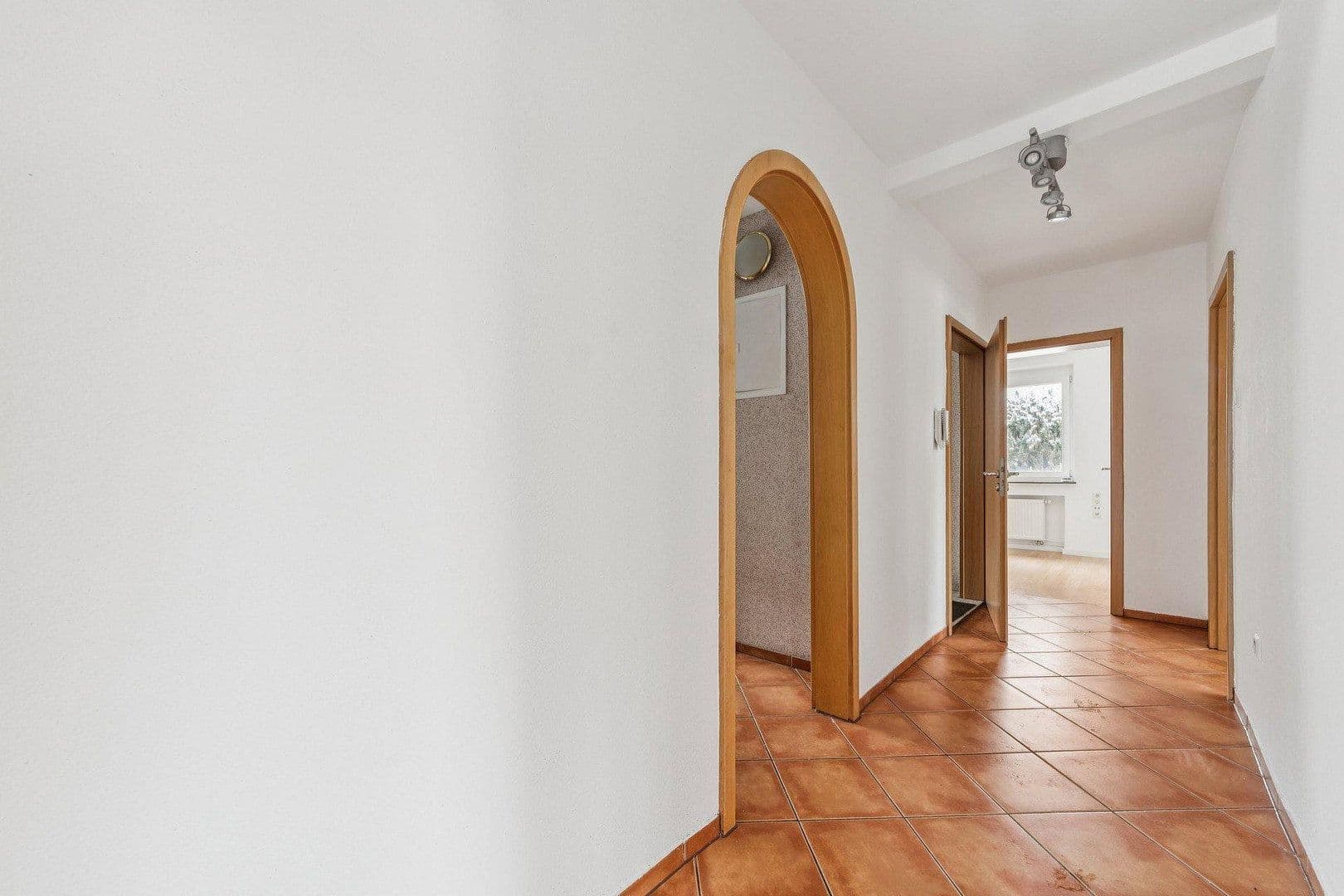 Prodej domu 220 m², pozemek 418 m², Gewerbestraße 22, Villingen-Schwenningen, Bádensko-Württembersko Prodej domu 220 m², pozemek 418 m², Gewerbestraße 22, Villingen-Schwenningen, Bádensko-Württembersko