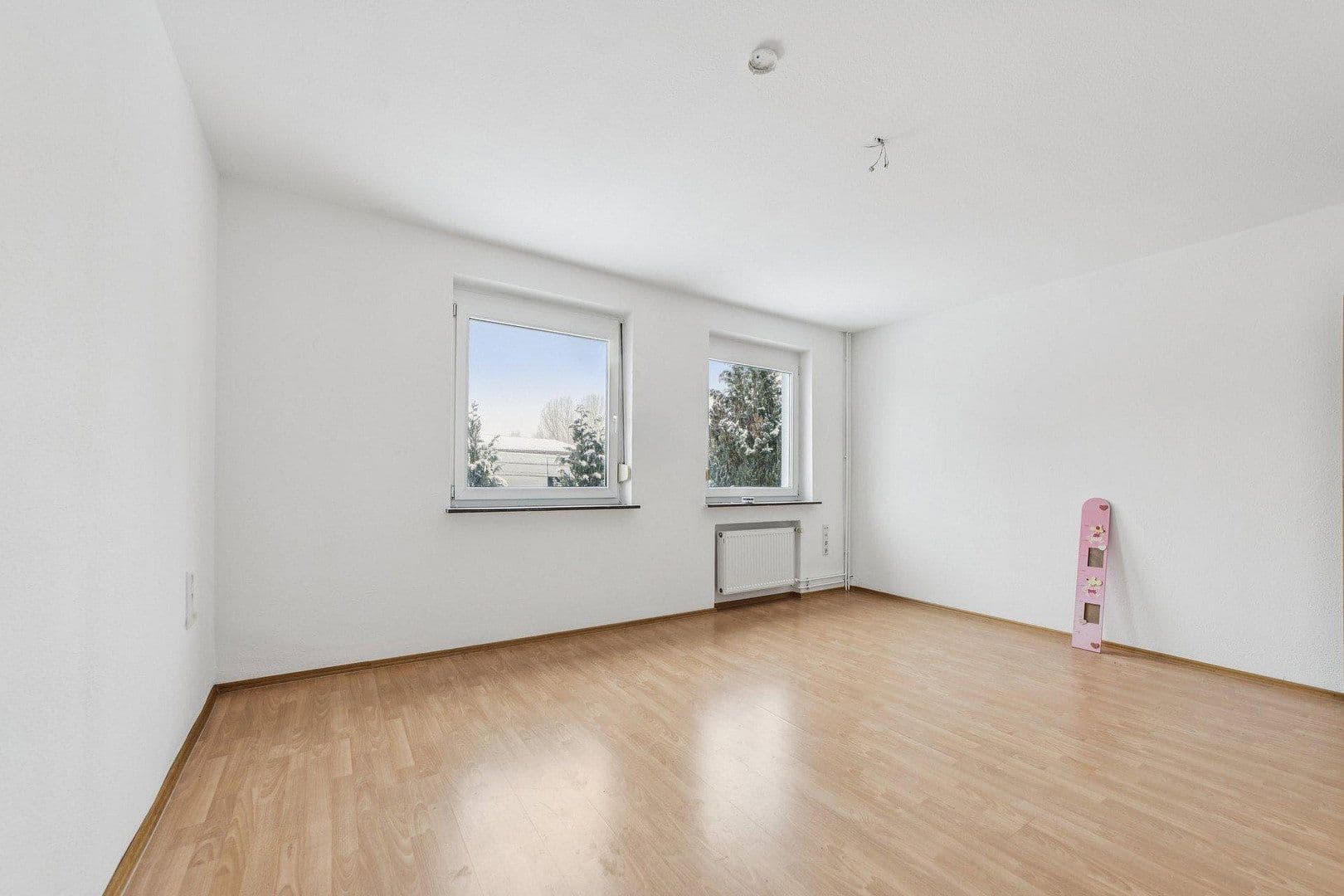 Prodej domu 220 m², pozemek 418 m², Gewerbestraße 22, Villingen-Schwenningen, Bádensko-Württembersko Prodej domu 220 m², pozemek 418 m², Gewerbestraße 22, Villingen-Schwenningen, Bádensko-Württembersko