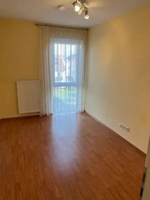 Pronájem bytu 3+1 77 m², Mannheim, Bádensko-Württembersko Pronájem bytu 3+1 77 m², Mannheim, Bádensko-Württembersko